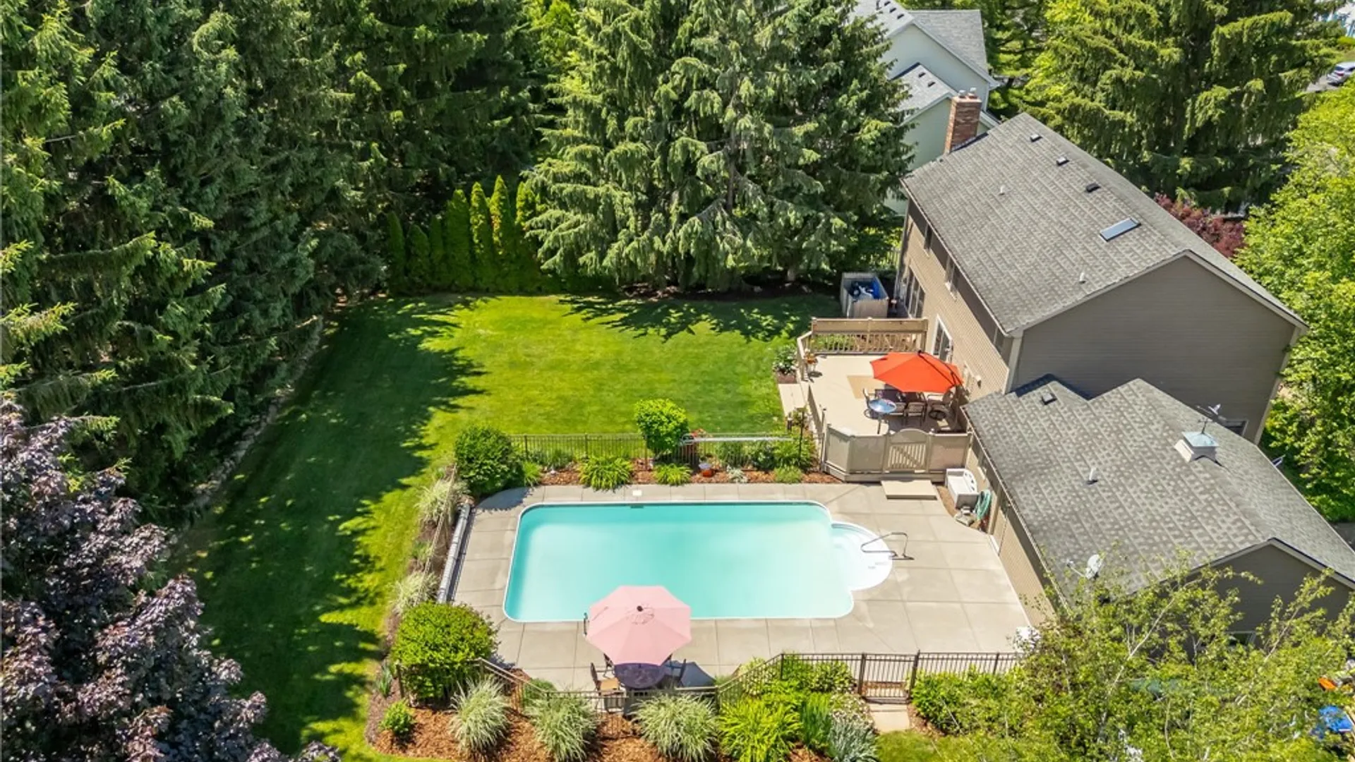 Property at 129 Caversham Woods, Pittsford, NY 14534 37
