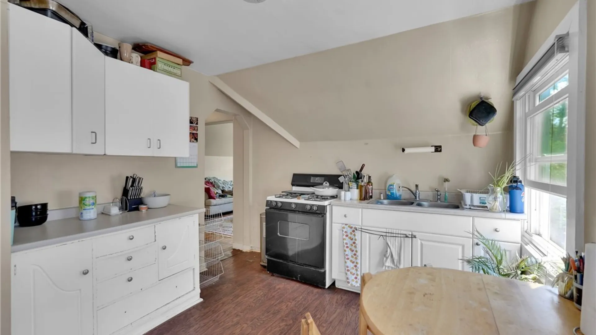 Property at 412 Ashland Avenue, Buffalo, NY 14222 34