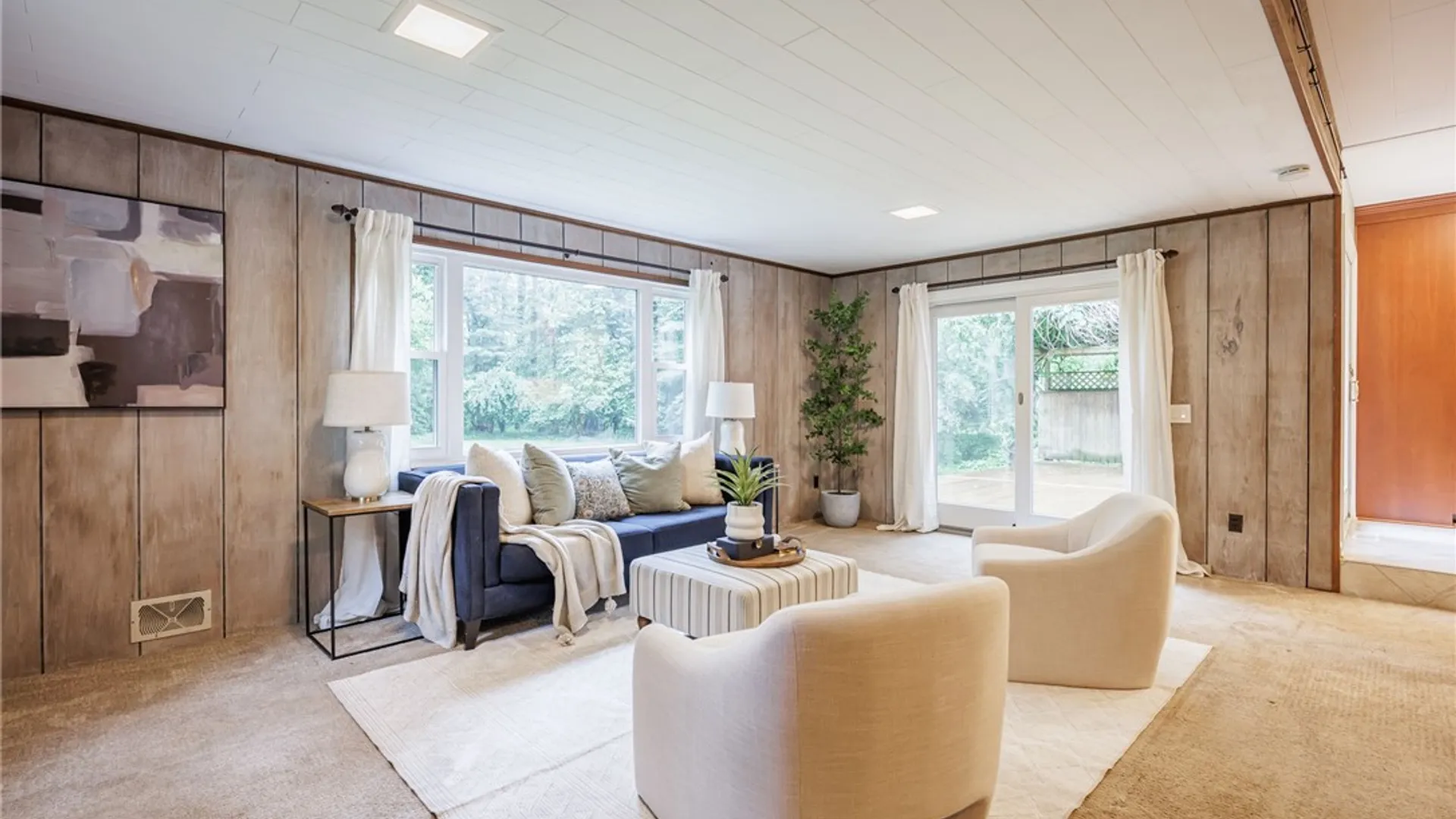 Property at 10 Glendower Circle, Pittsford, NY 14534 18