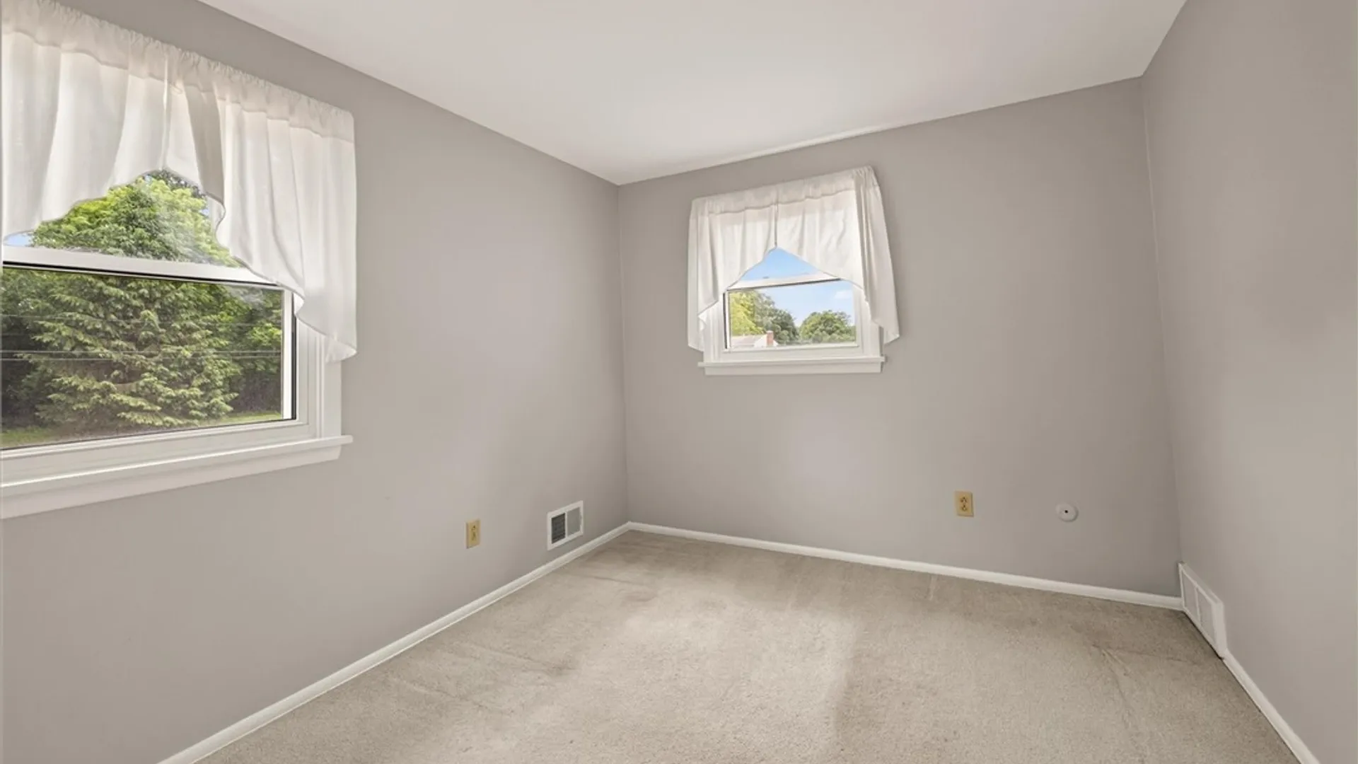 Property at 25 Whippletree Road, Perinton, NY 14450 29