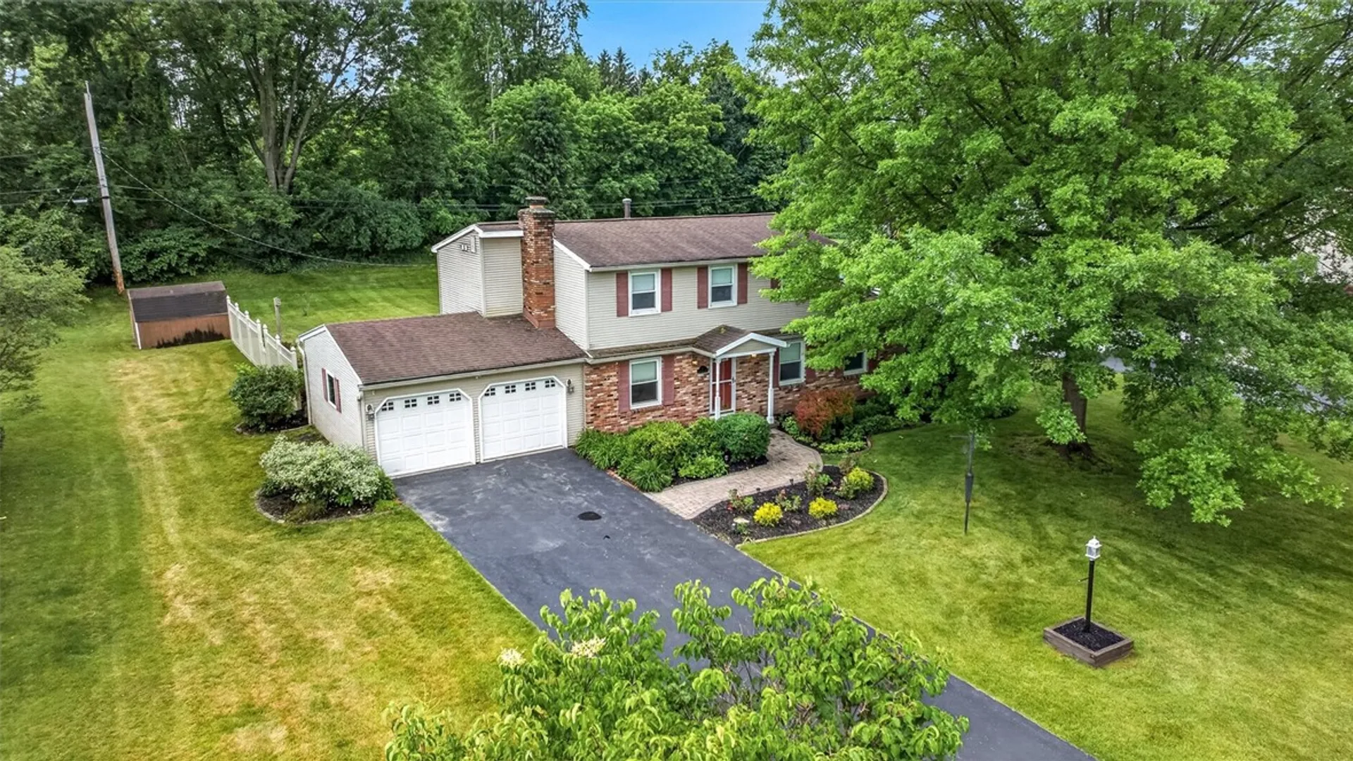 Property at 25 Whippletree Road, Perinton, NY 14450 4