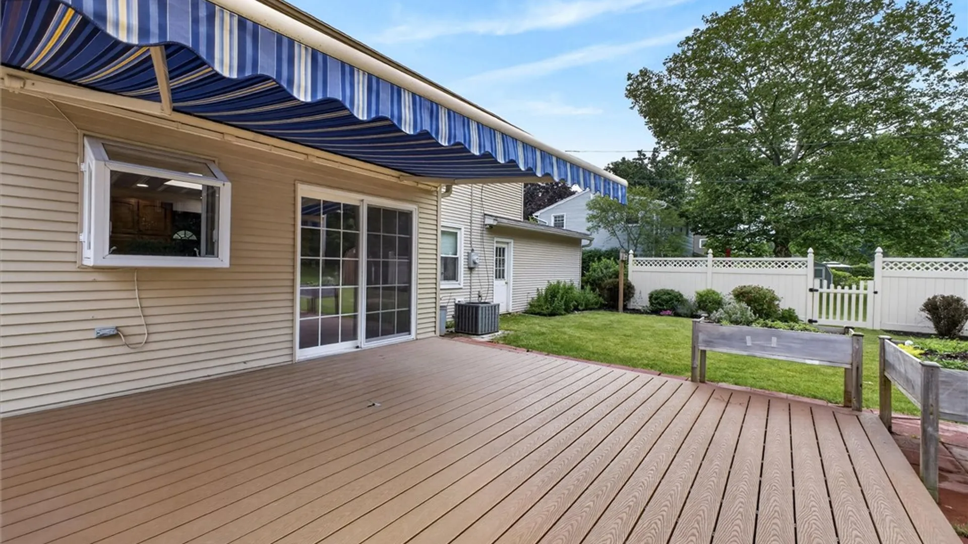 Property at 25 Whippletree Road, Perinton, NY 14450 43
