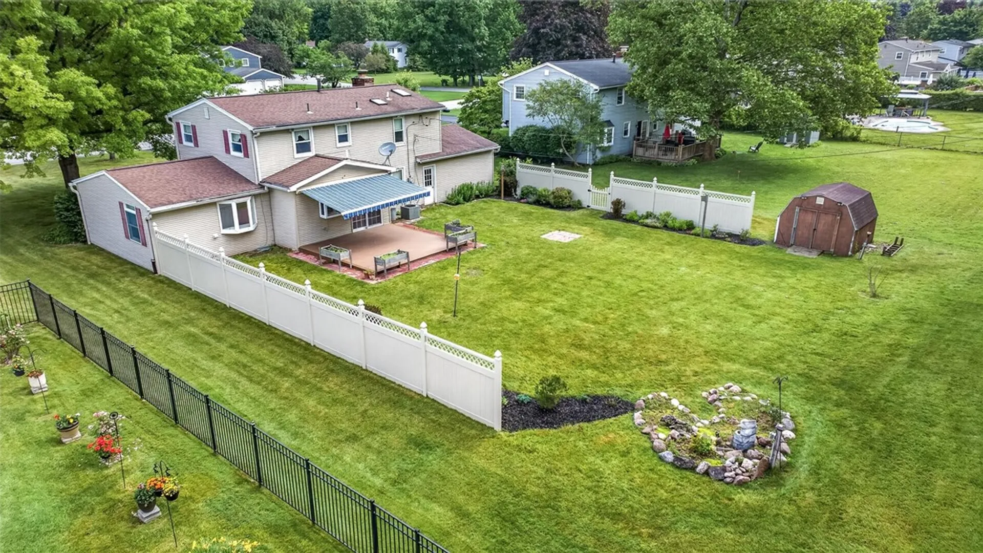 Property at 25 Whippletree Road, Perinton, NY 14450 7