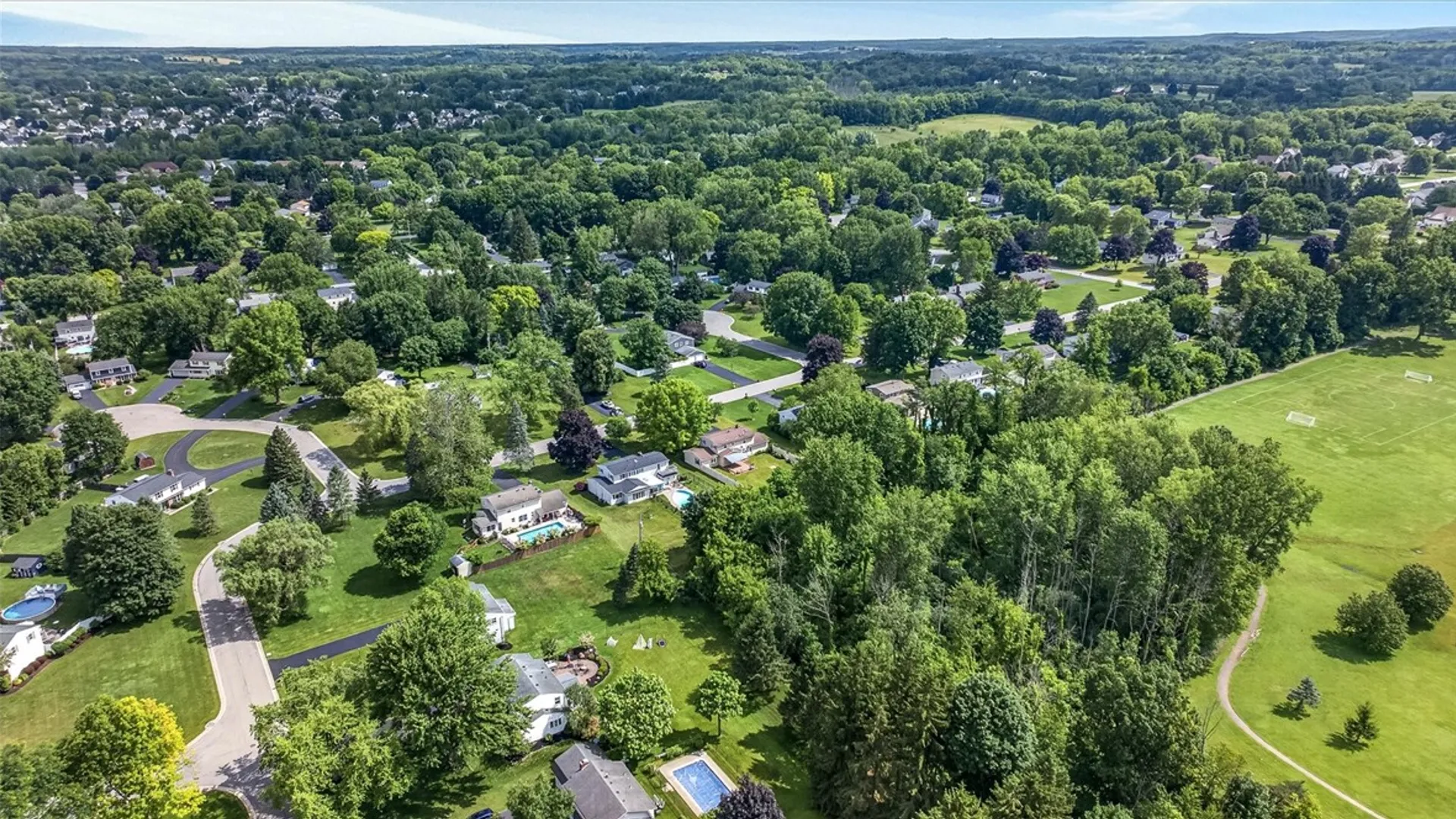 Property at 25 Whippletree Road, Perinton, NY 14450 8
