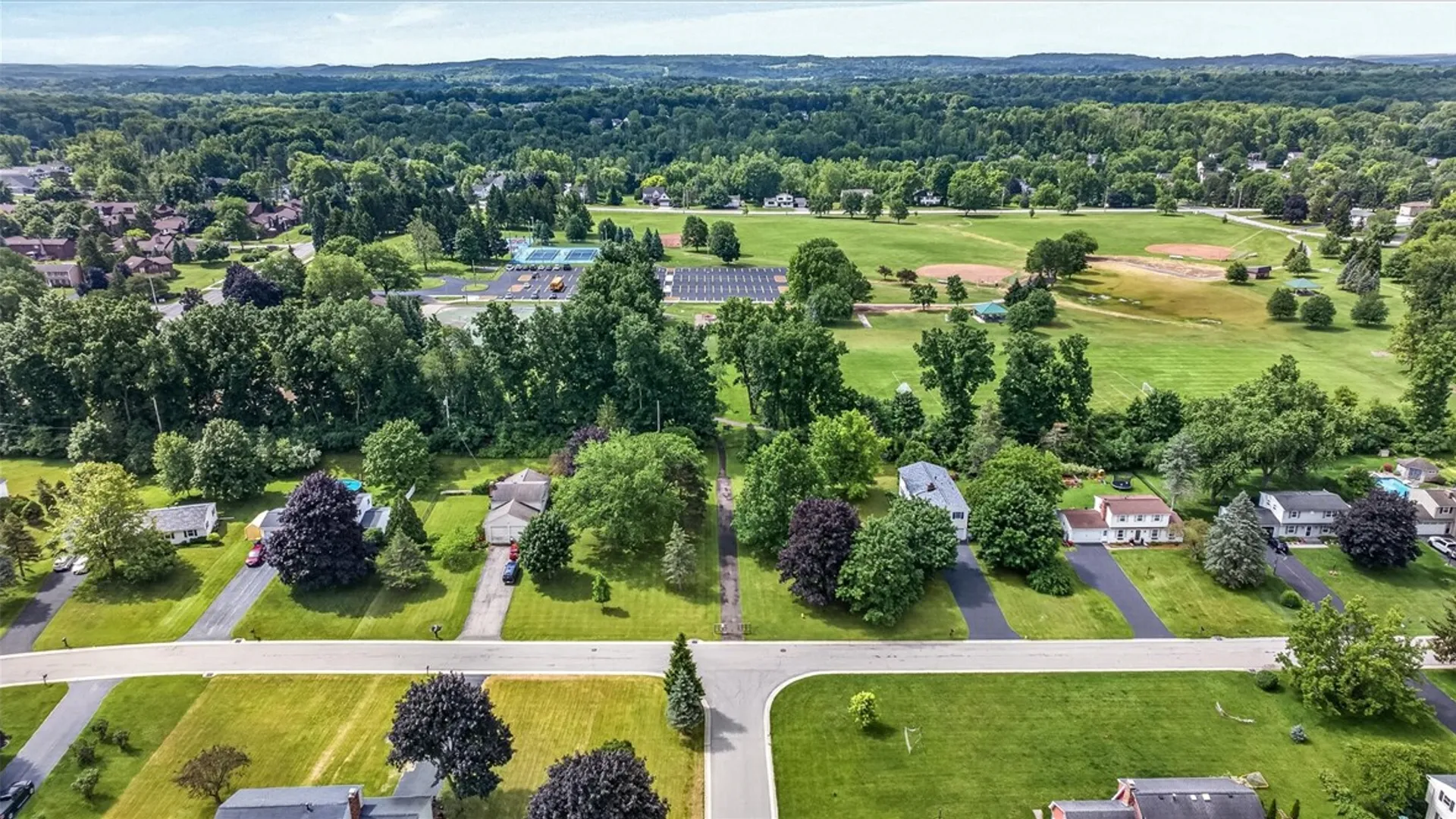 Property at 25 Whippletree Road, Perinton, NY 14450 9
