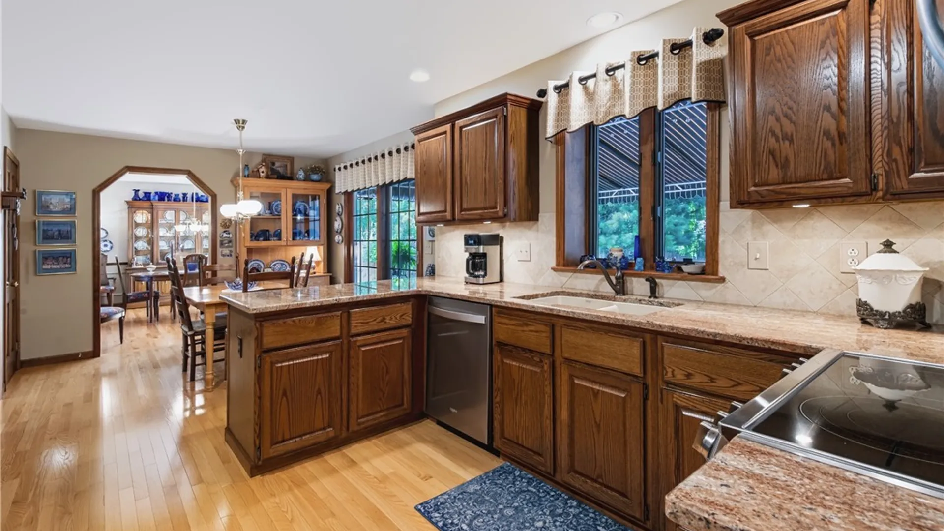 Property at 59 Lillyridge Drive, Amherst, NY 14051 15