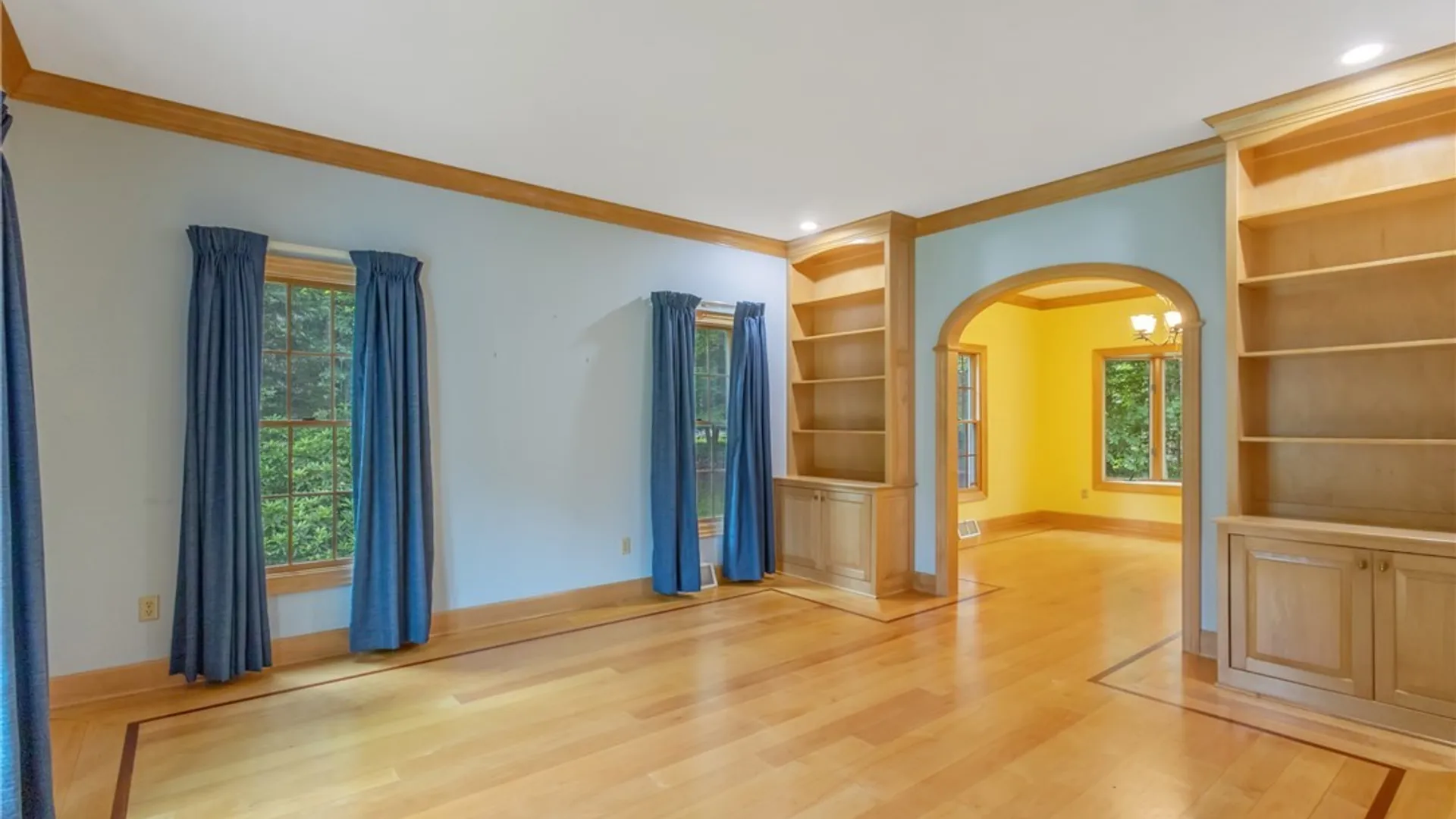 Property at 1 Mayflower Circle, Oswego, NY 13126 5