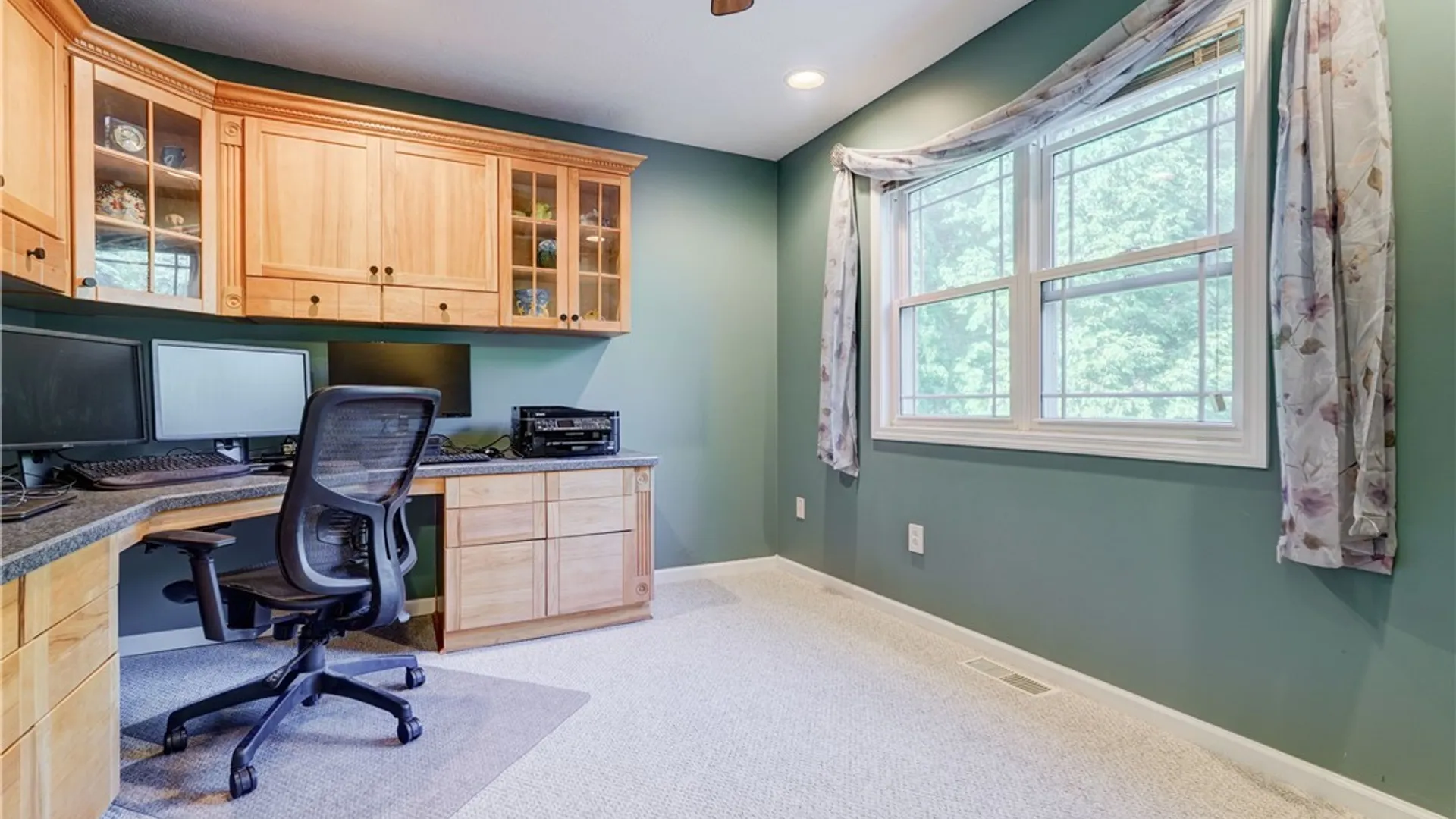 Property at 1028 Wickerton Lane, Webster, NY 14580 20