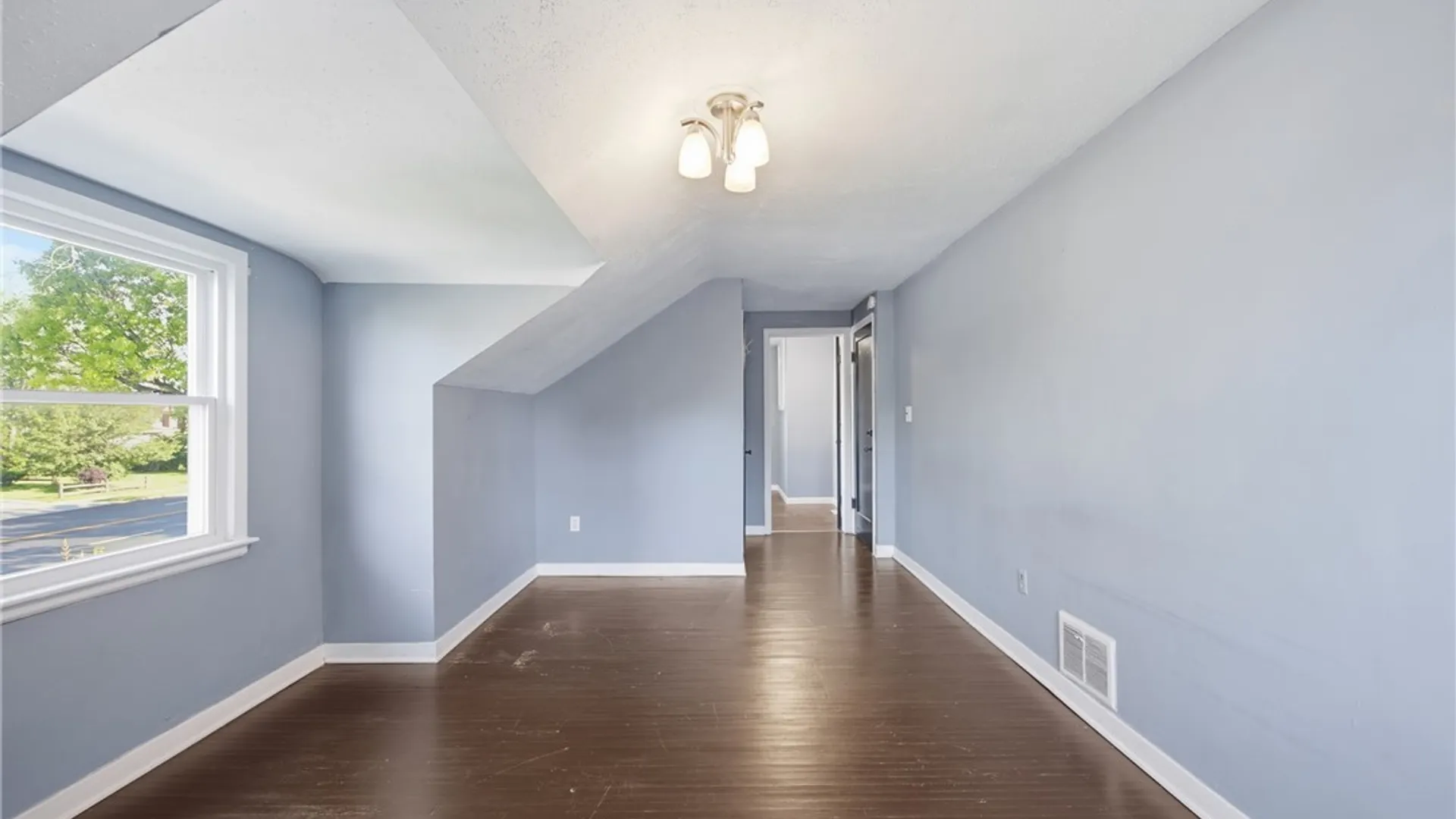 Property at 373 Niagara Falls Boulevard, Amherst, NY 14226 20