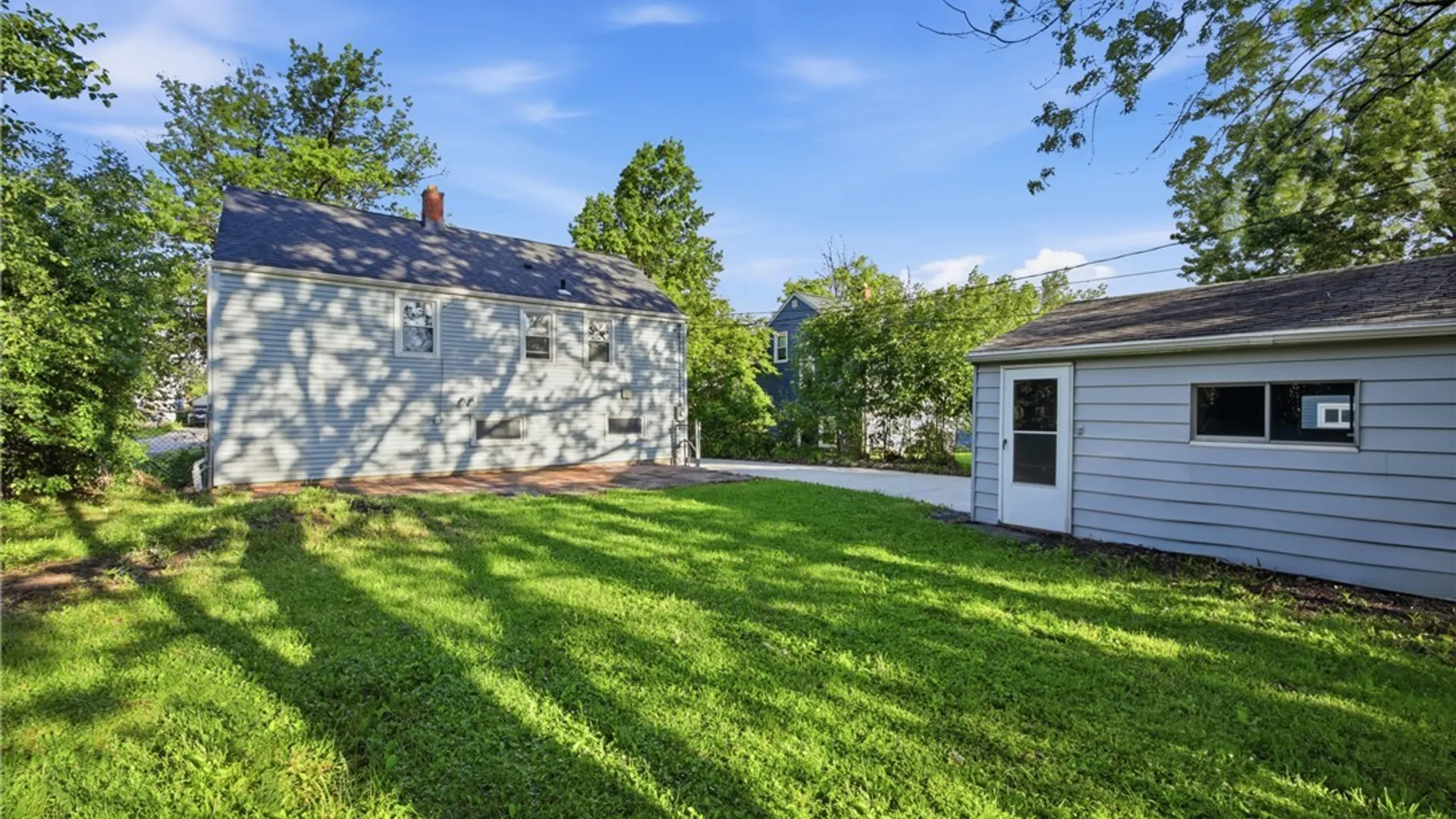 Property at 373 Niagara Falls Boulevard, Amherst, NY 14226 32