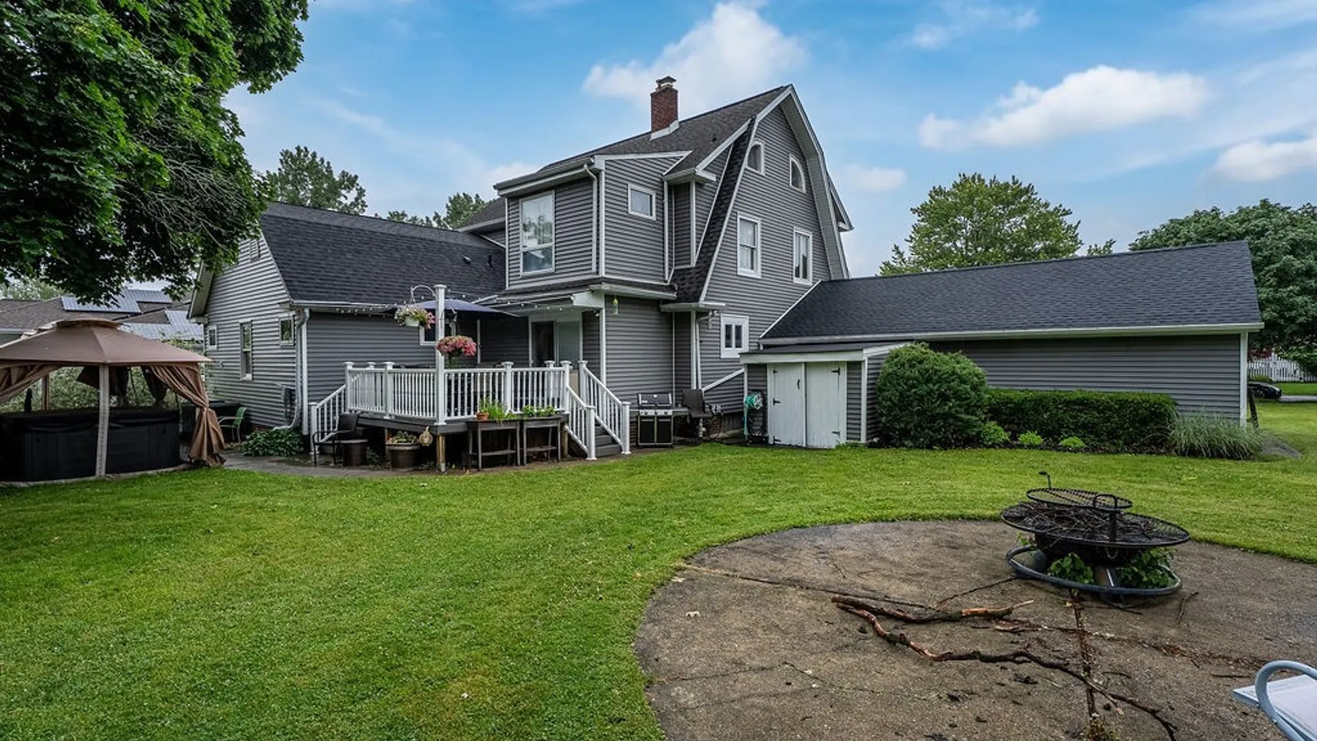 Property at 110 N Cayuga Road, Amherst, NY 14221 38