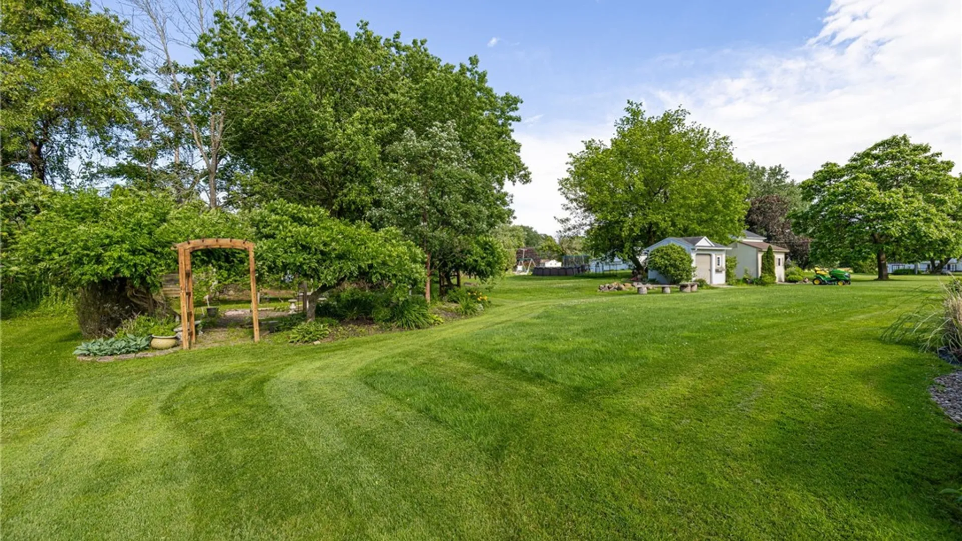 Property at 5766 Coppersmith Trail, Ontario, NY 14519 39