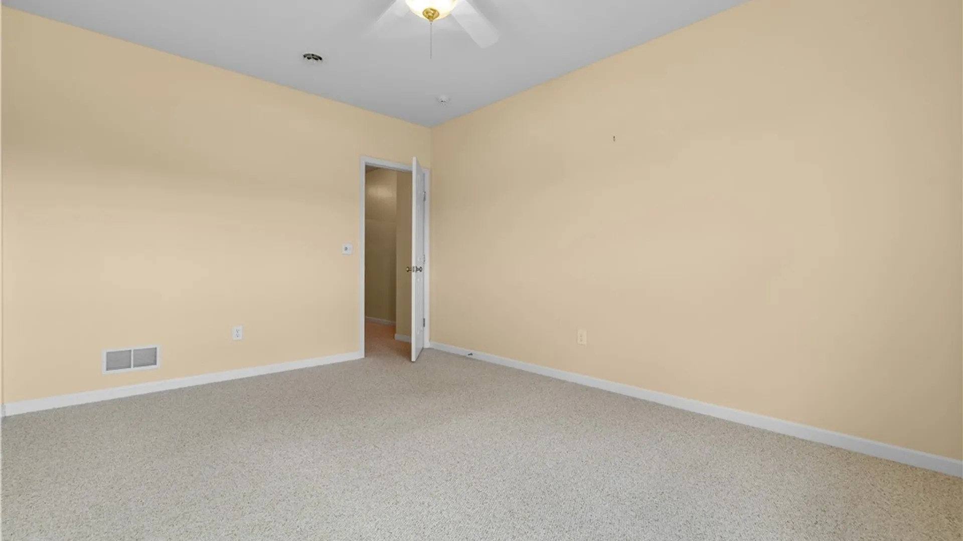 Property at 635 Higby Road, New Hartford, NY 13413 37