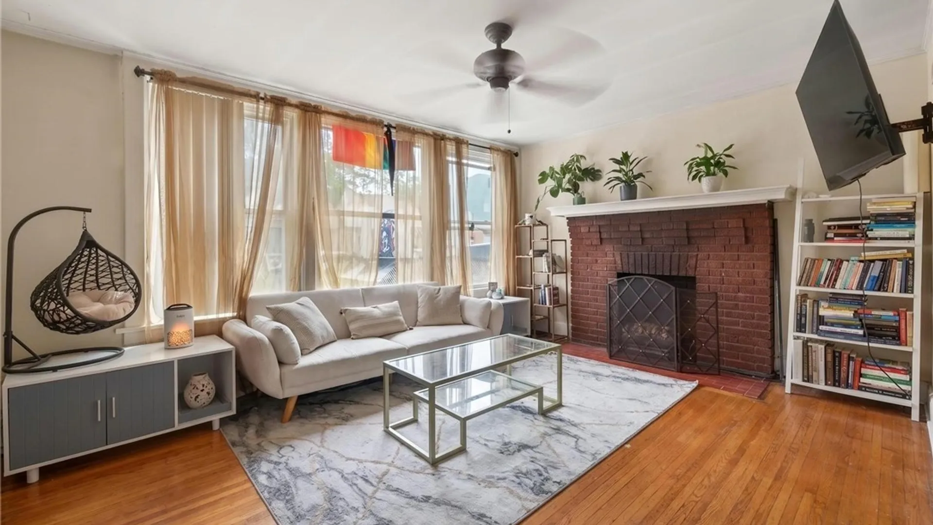 Property at 736 Elmwood Avenue, Buffalo, NY 14222 26