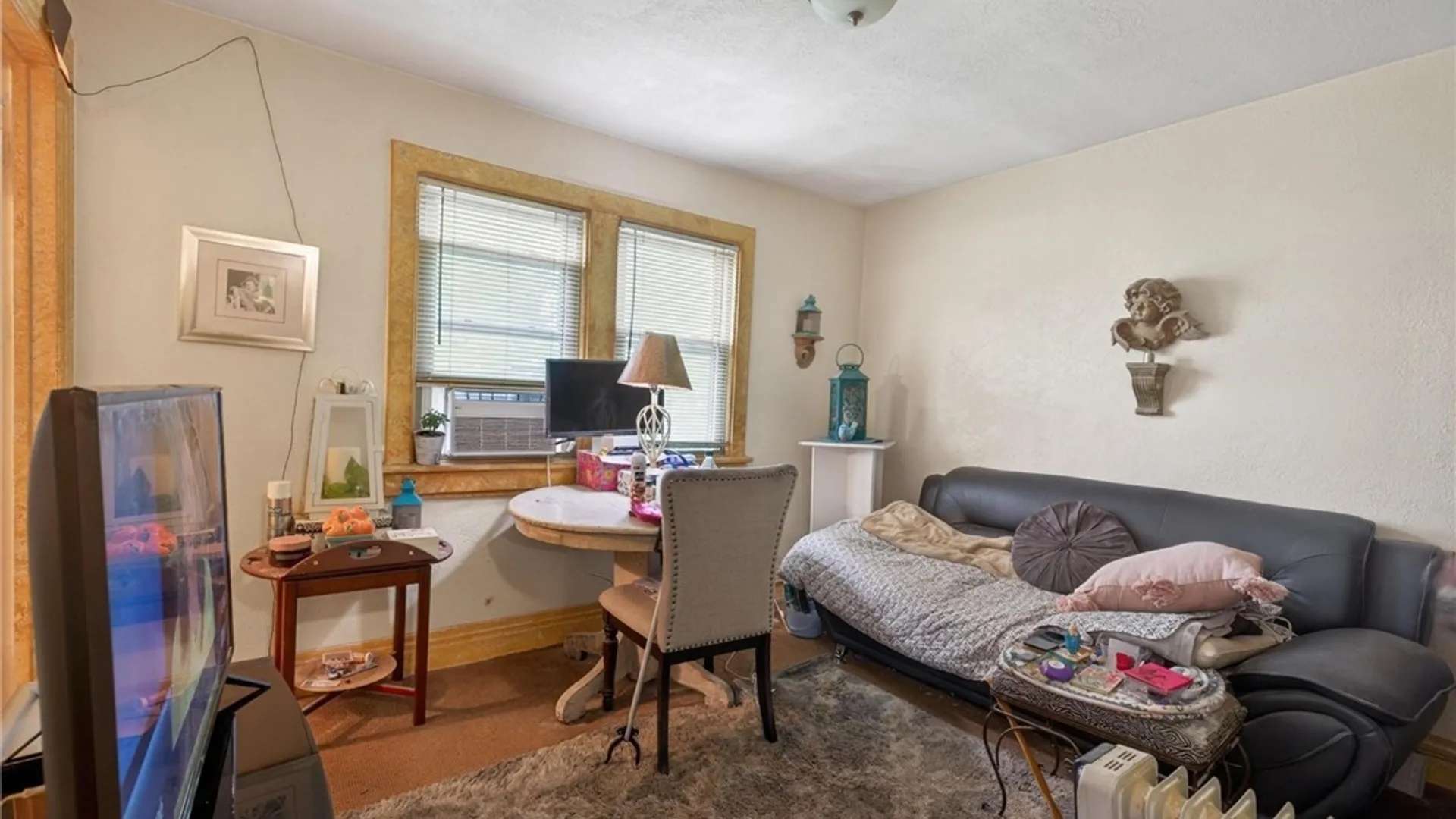 Property at 736 Elmwood Avenue, Buffalo, NY 14222 47
