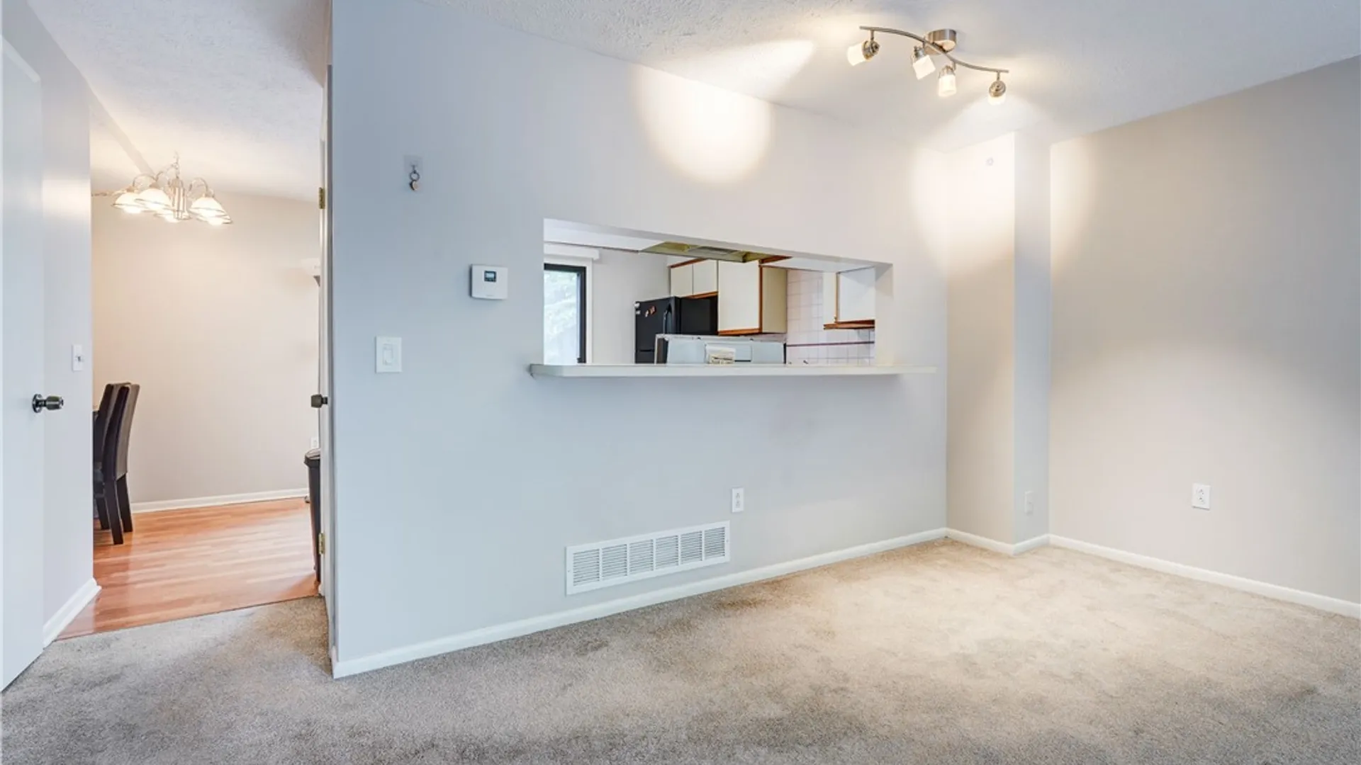 Property at 133 Penn Lane, Penfield, NY 14625 3