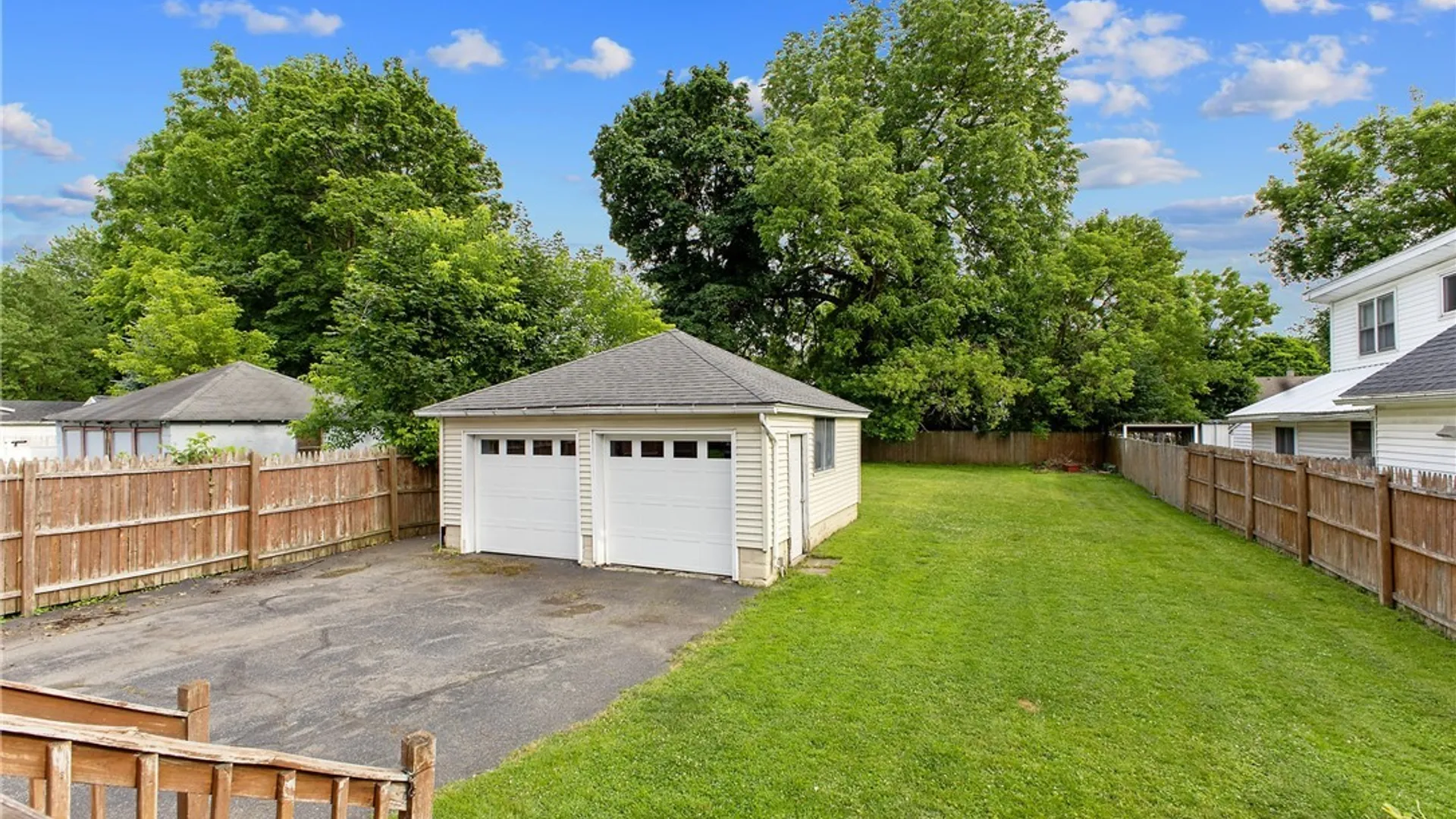 Property at 110 Earl Avenue, Salina, NY 13211 10
