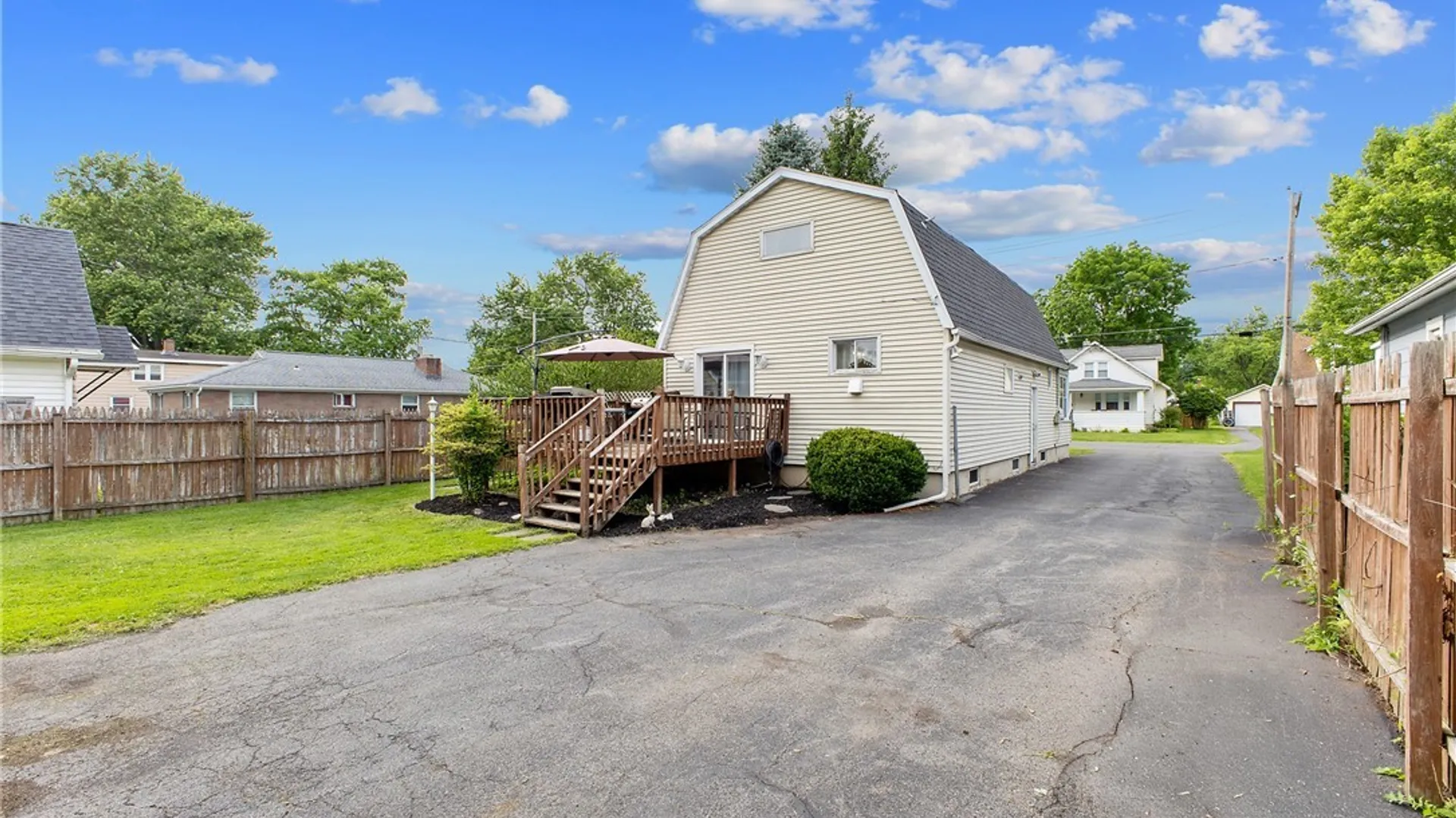 Property at 110 Earl Avenue, Salina, NY 13211 6