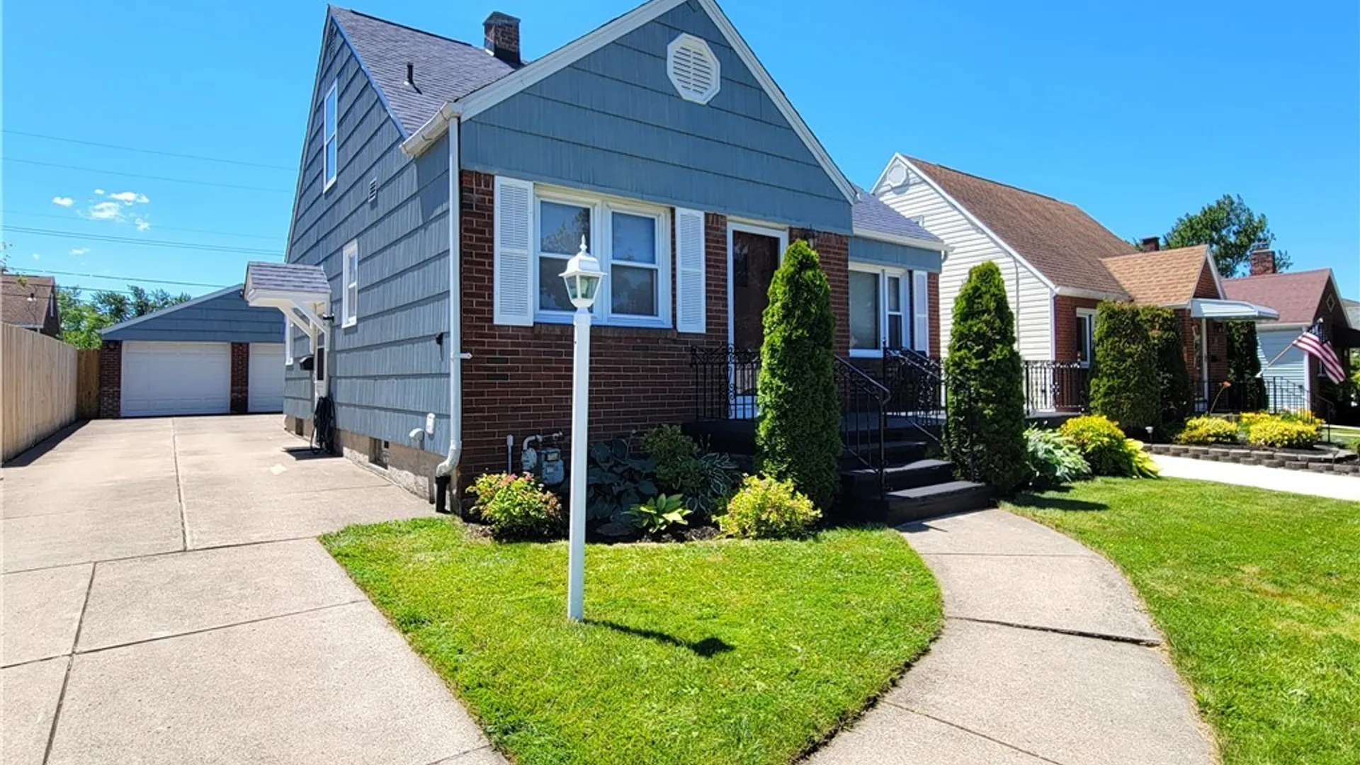 Property at 204 Renwood Avenue, Tonawanda, NY 14217 3