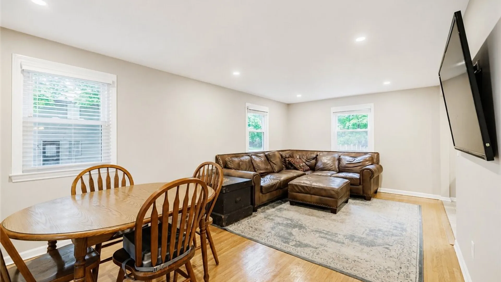 Property at 455 Reeves Road, Pittsford, NY 14534 8