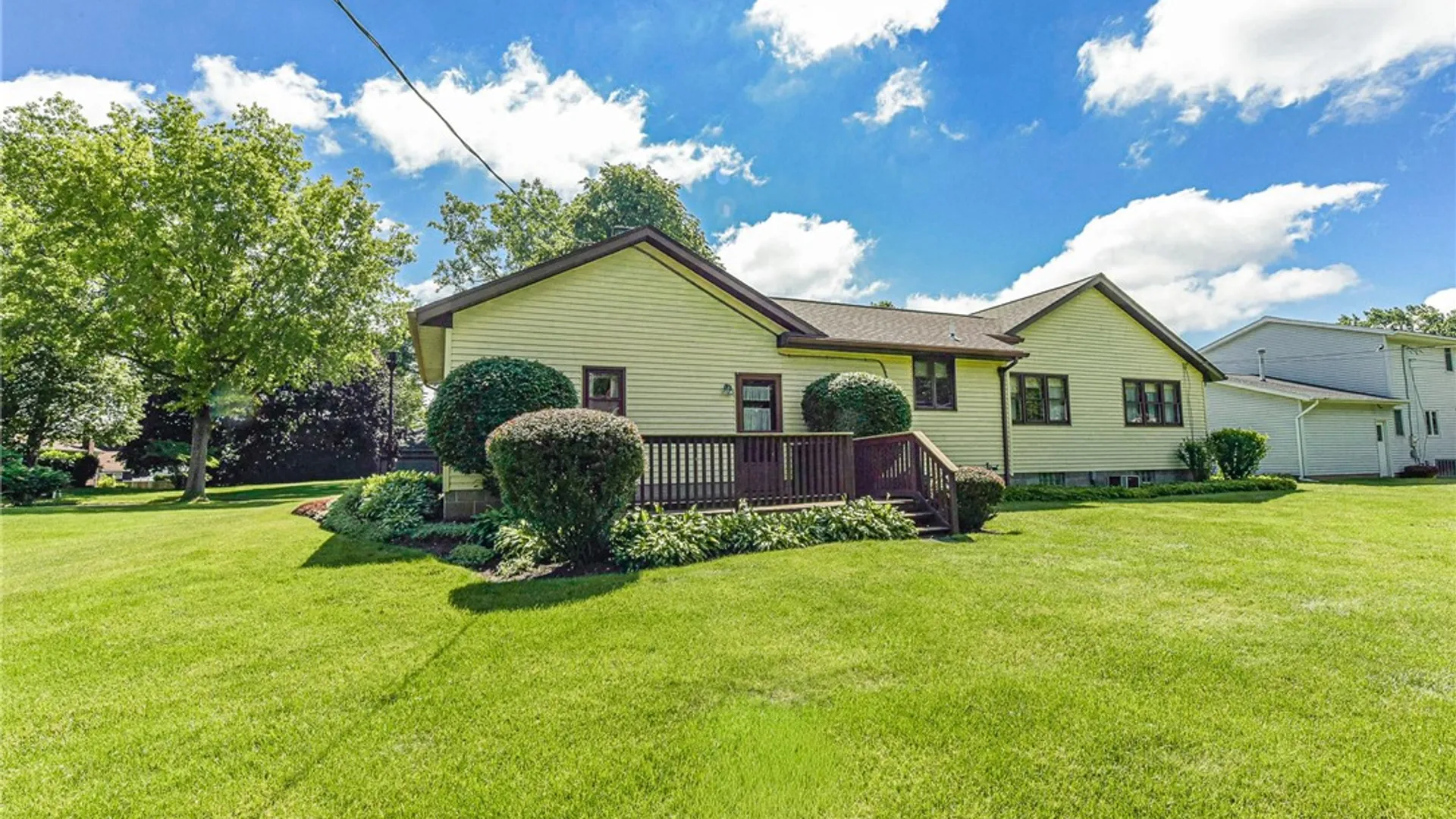 Property at 67 Briar Wood Lane, Greece, NY 14626 25