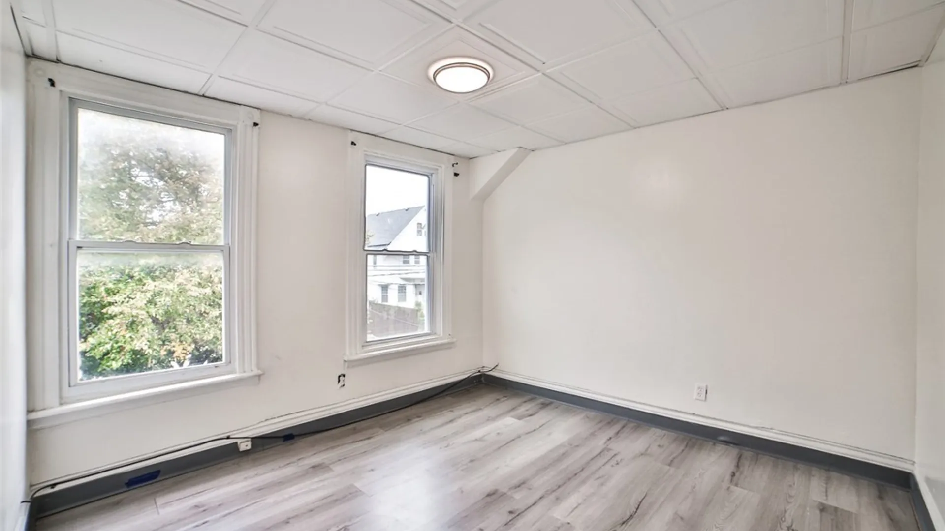 Property at 1332 West Avenue, Buffalo, NY 14213 25
