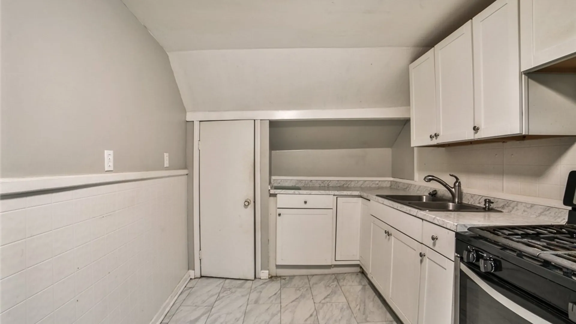 Property at 1332 West Avenue, Buffalo, NY 14213 30