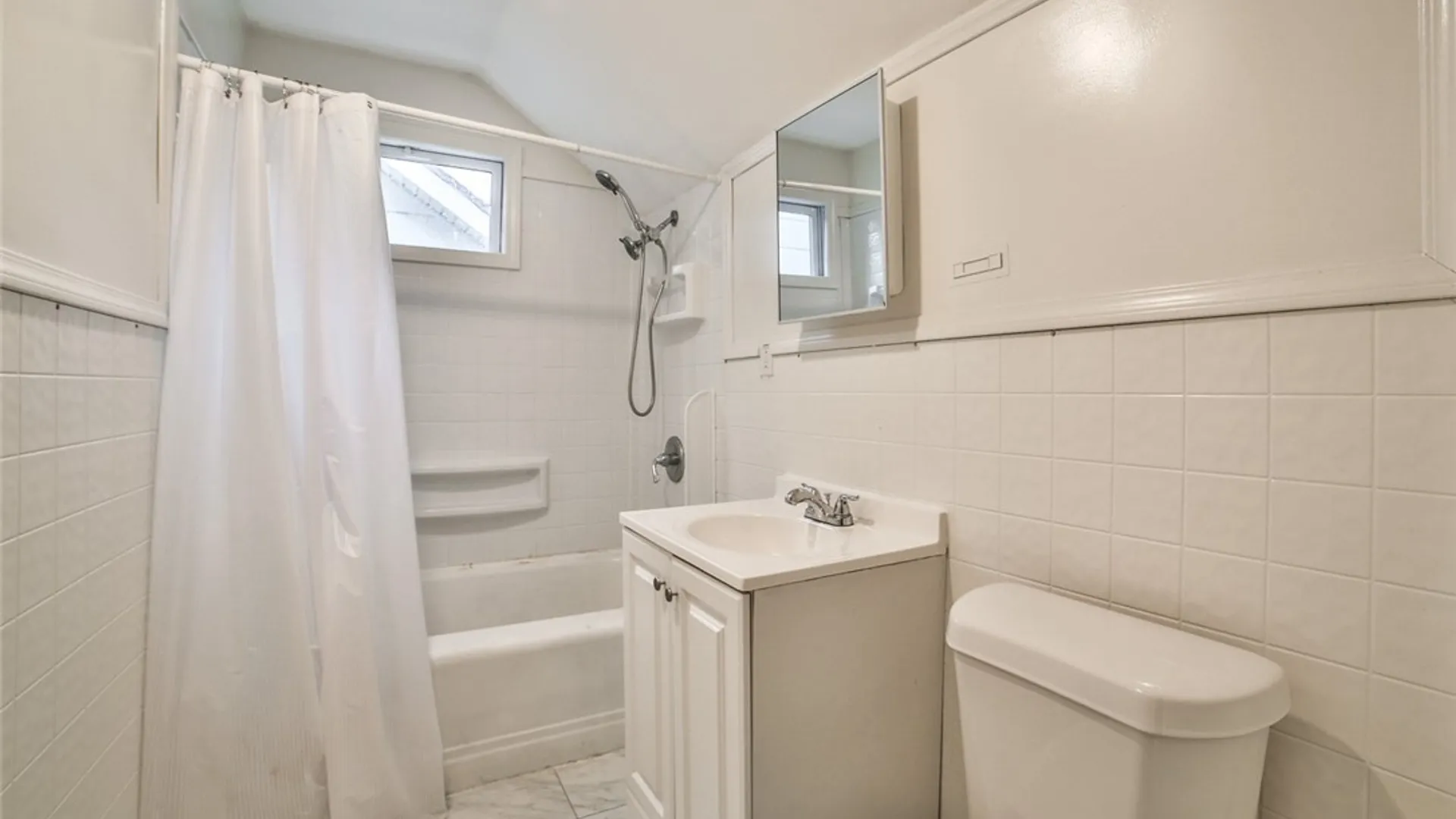 Property at 1332 West Avenue, Buffalo, NY 14213 32