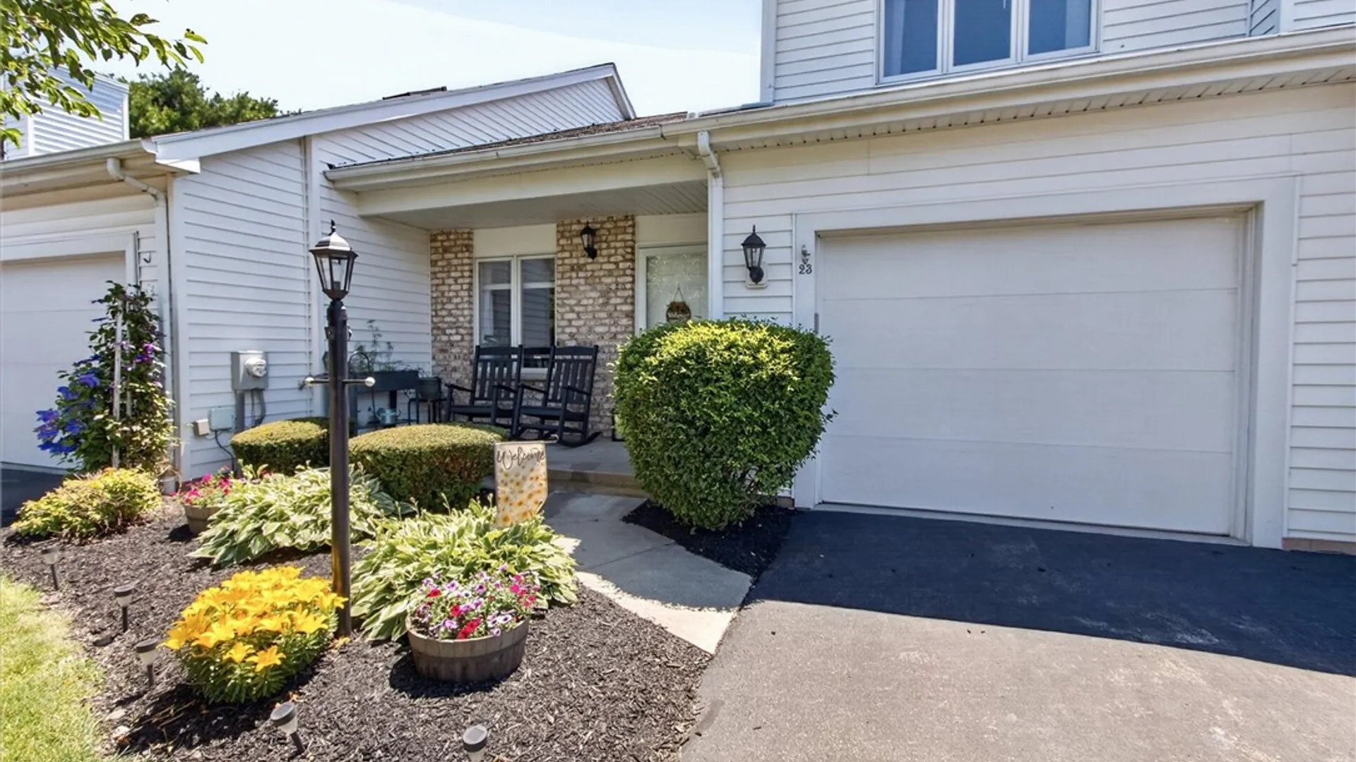 Property at 23 Dearfield Court, Perinton, NY 14450 3