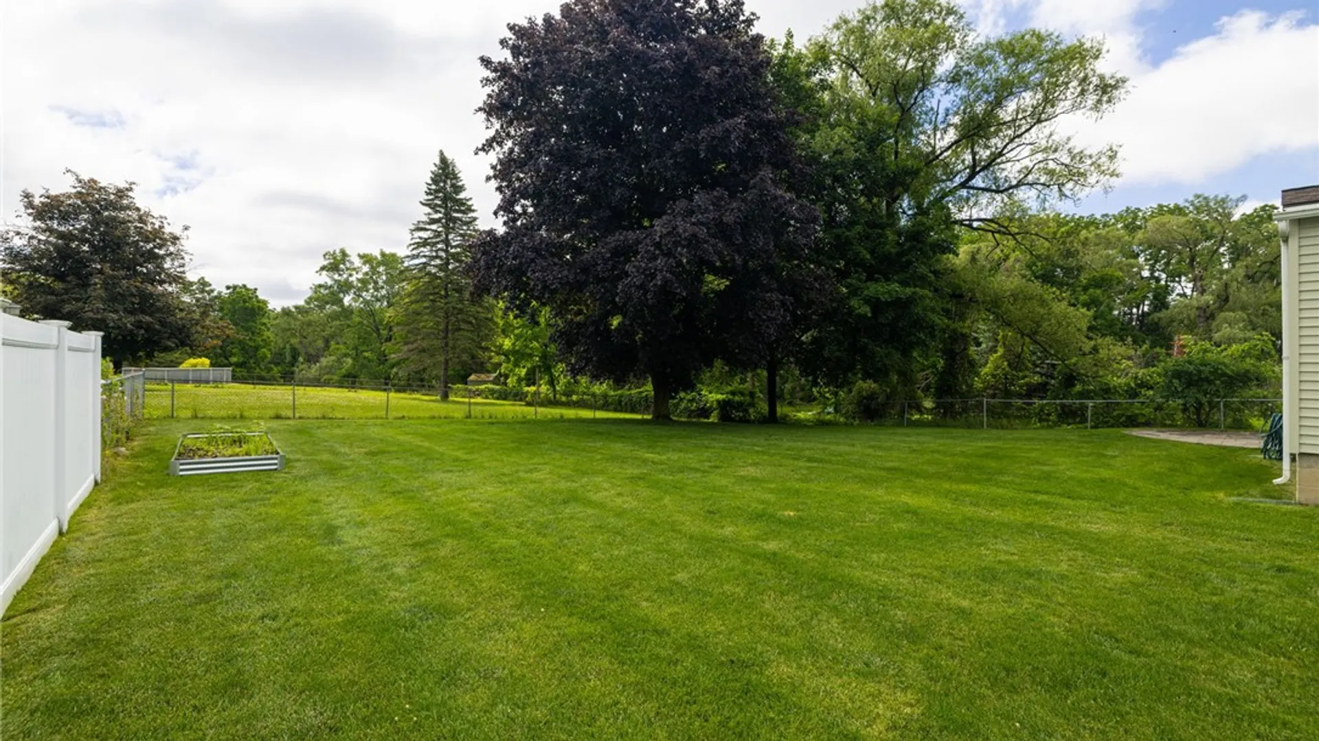 Property at 1871 Dalton Rd, Lima, NY 14485 40
