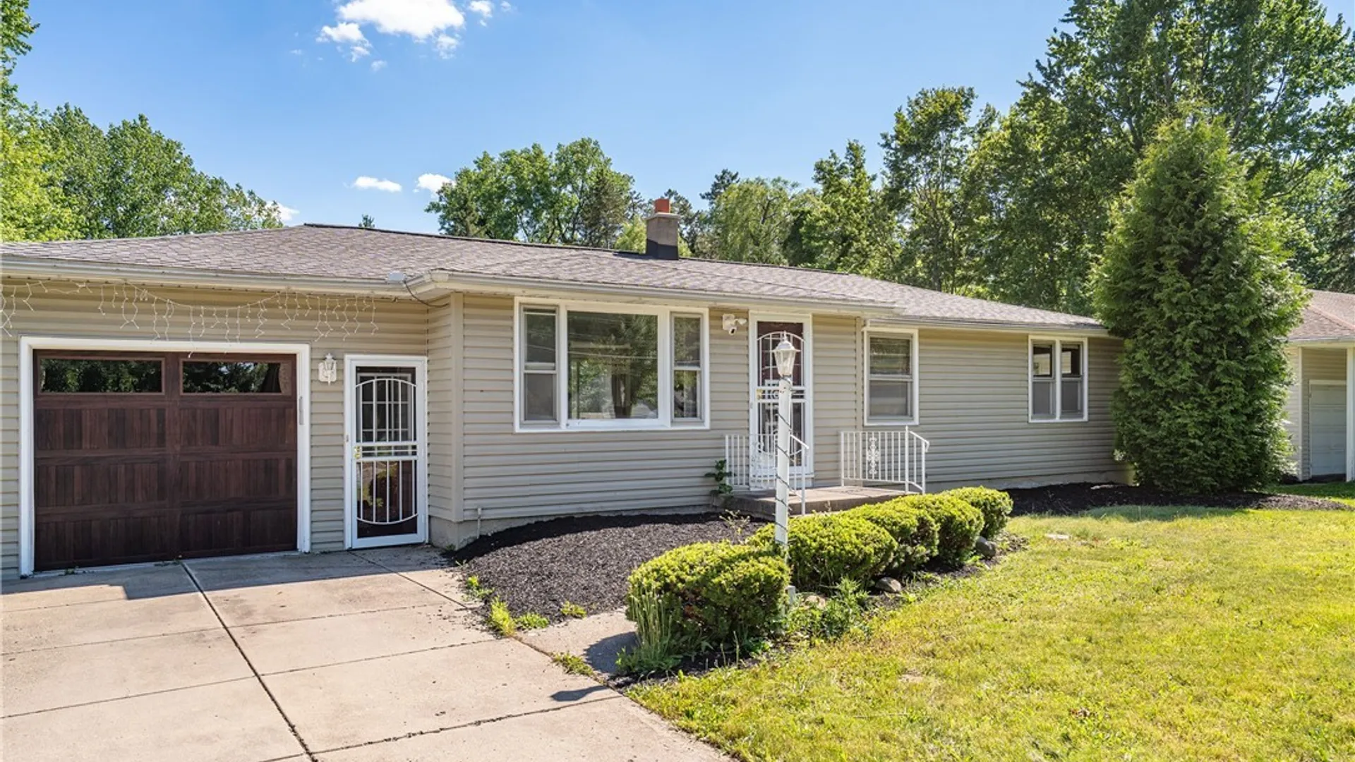 Property at 1297 Dodge Road, Amherst, NY 14068 4