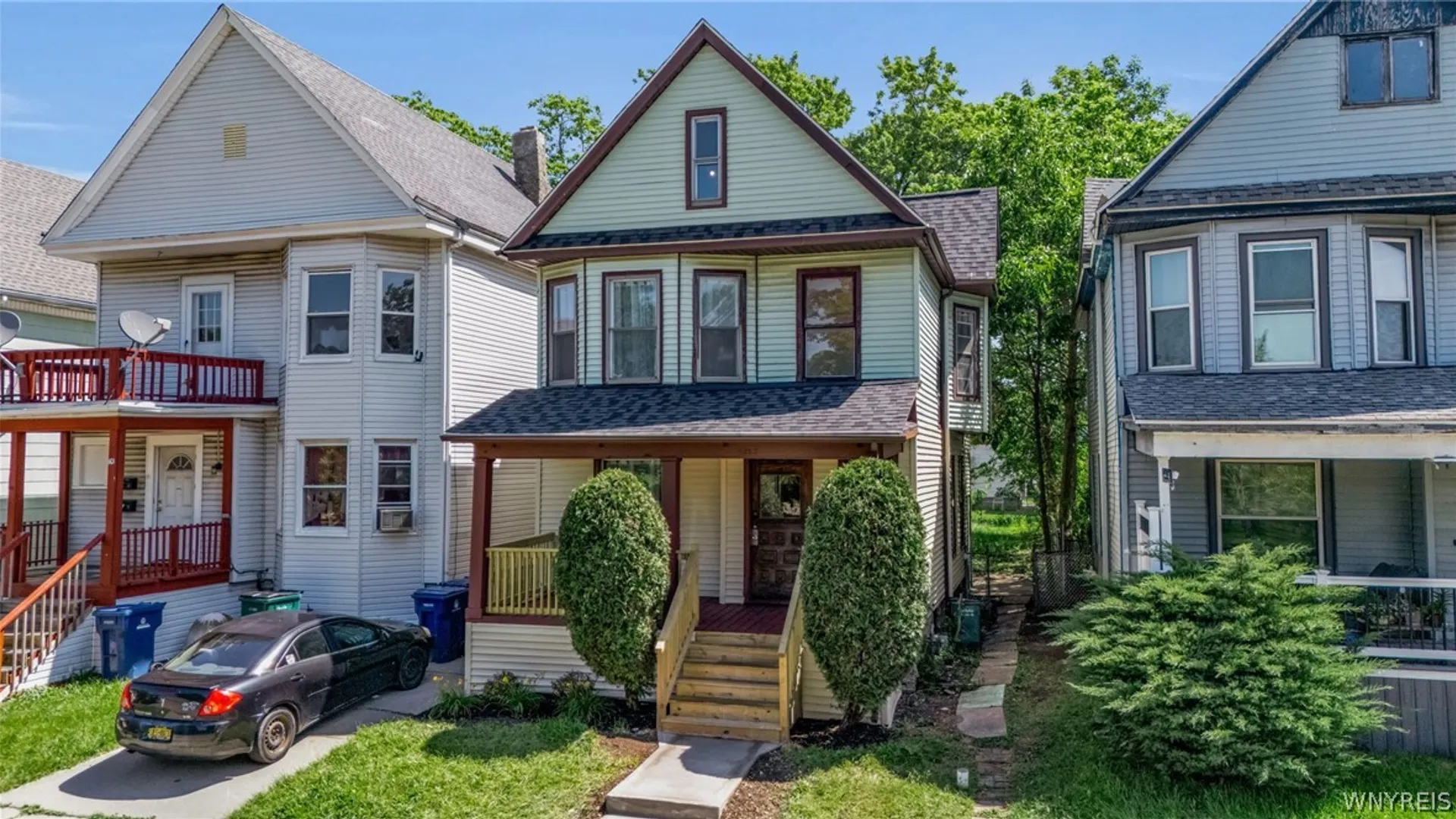 Property at 1097 Tonawanda Street, Buffalo, NY 14207 4