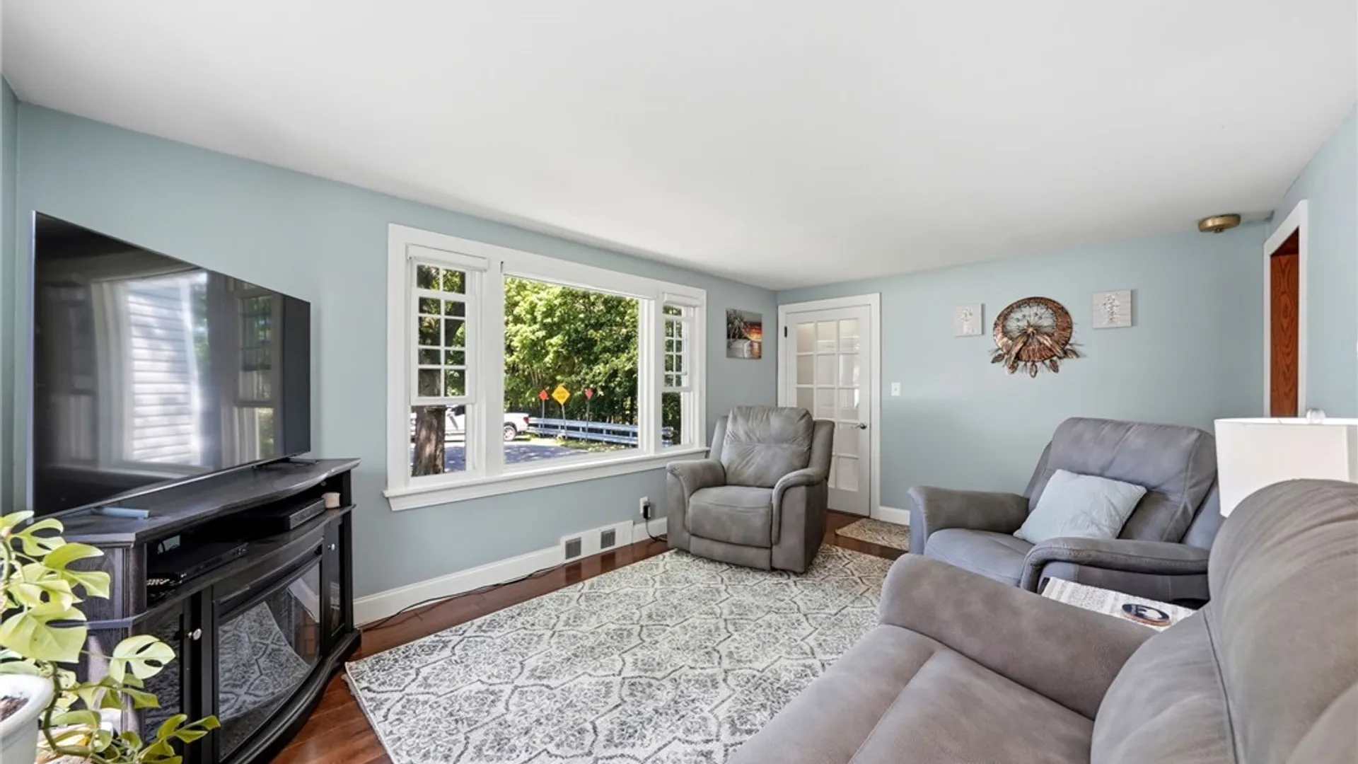 Property at 3545 Wabash Avenue, Hamburg, NY 14219 7