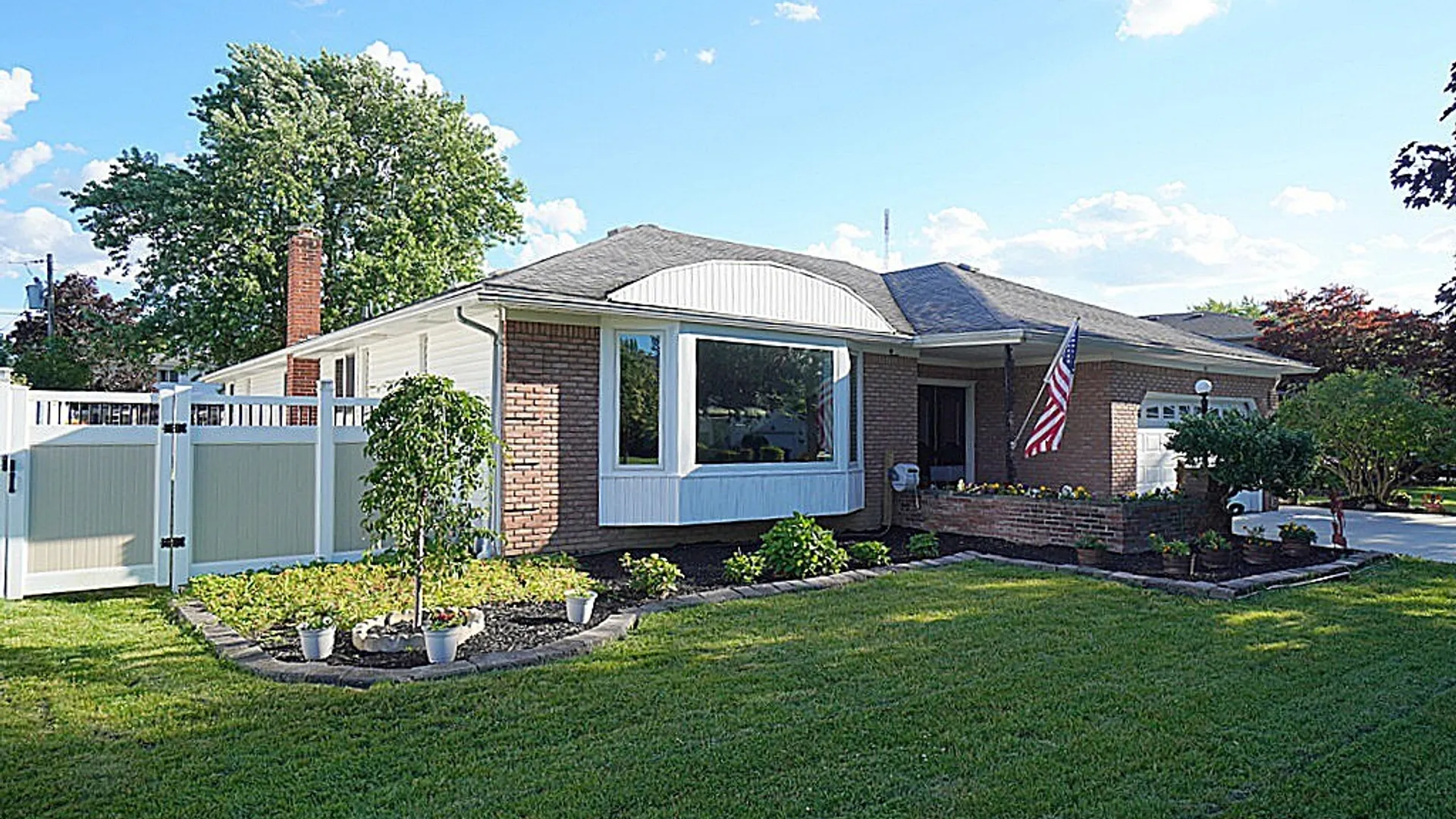 Property at 51 Swanson, Amherst, NY 14221 2