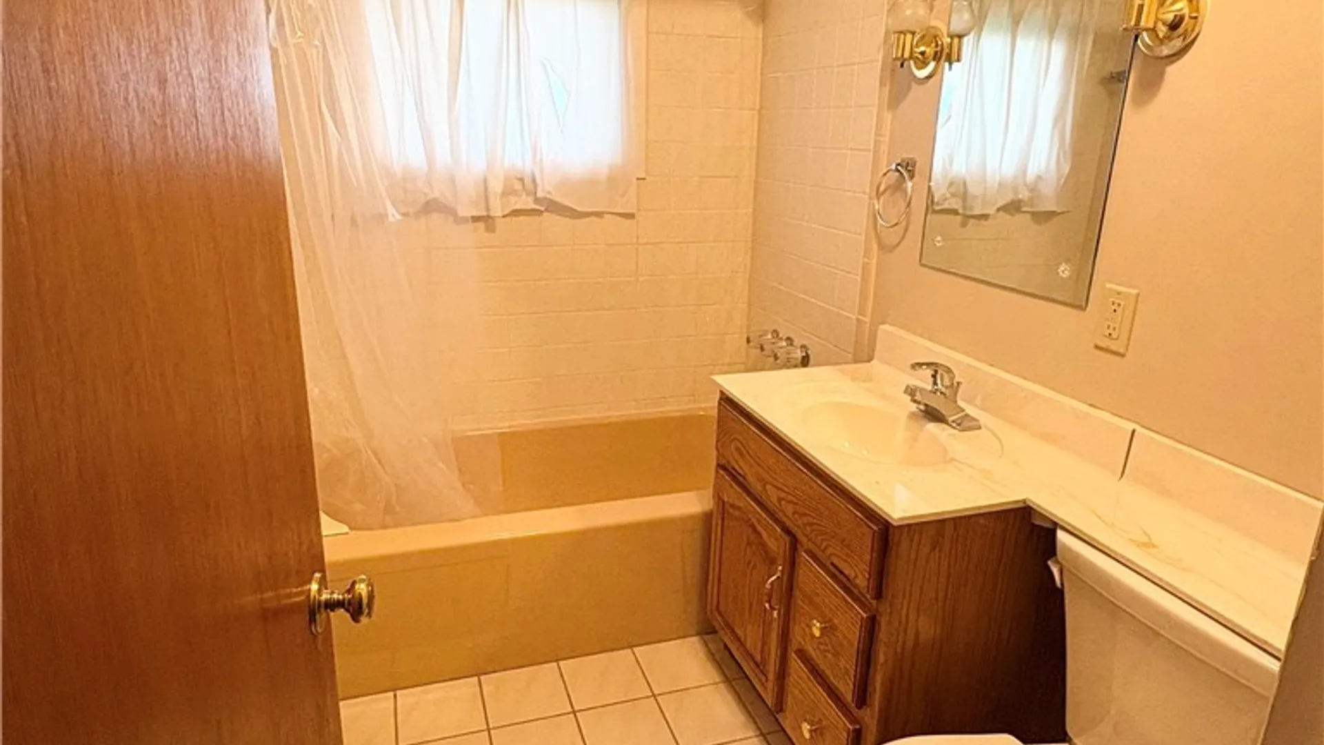 Property at 161 Margaret Road, Amherst, NY 14226 10