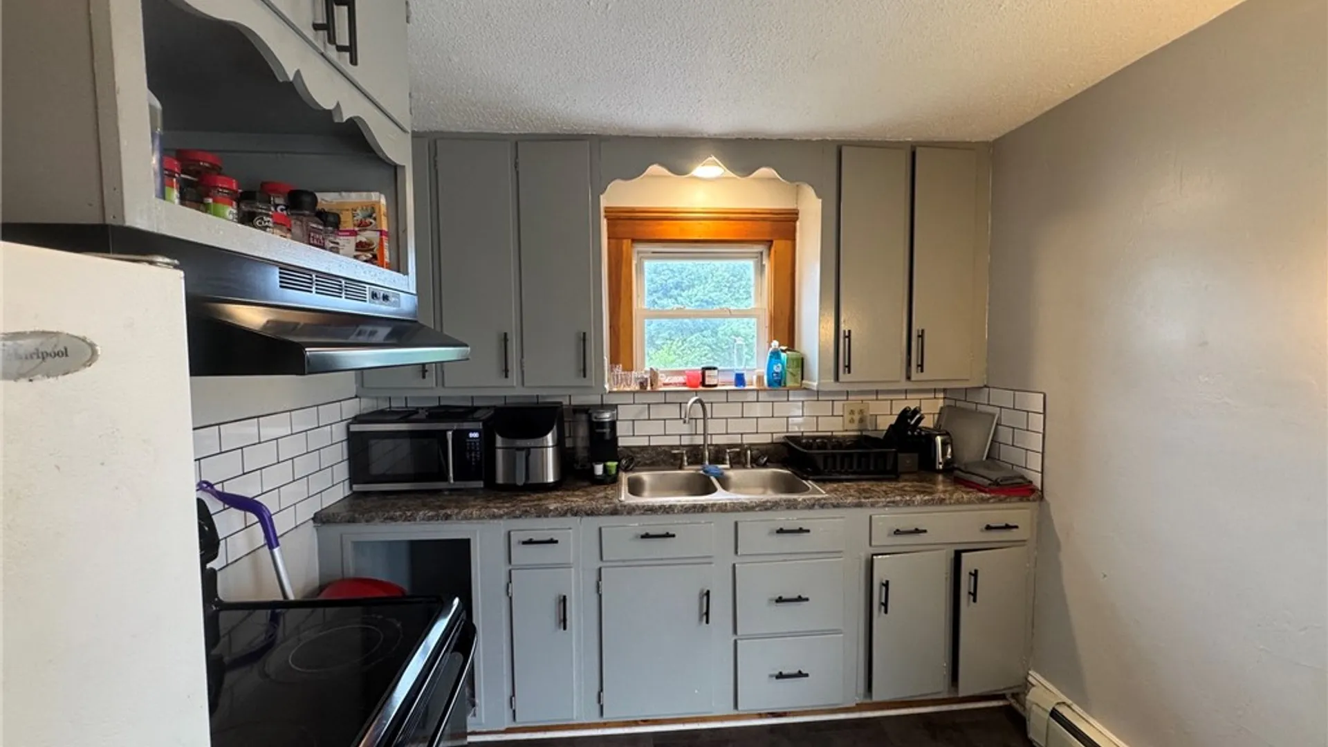 Property at 50 Avenue  E Street, Geneva City, NY 14456 17