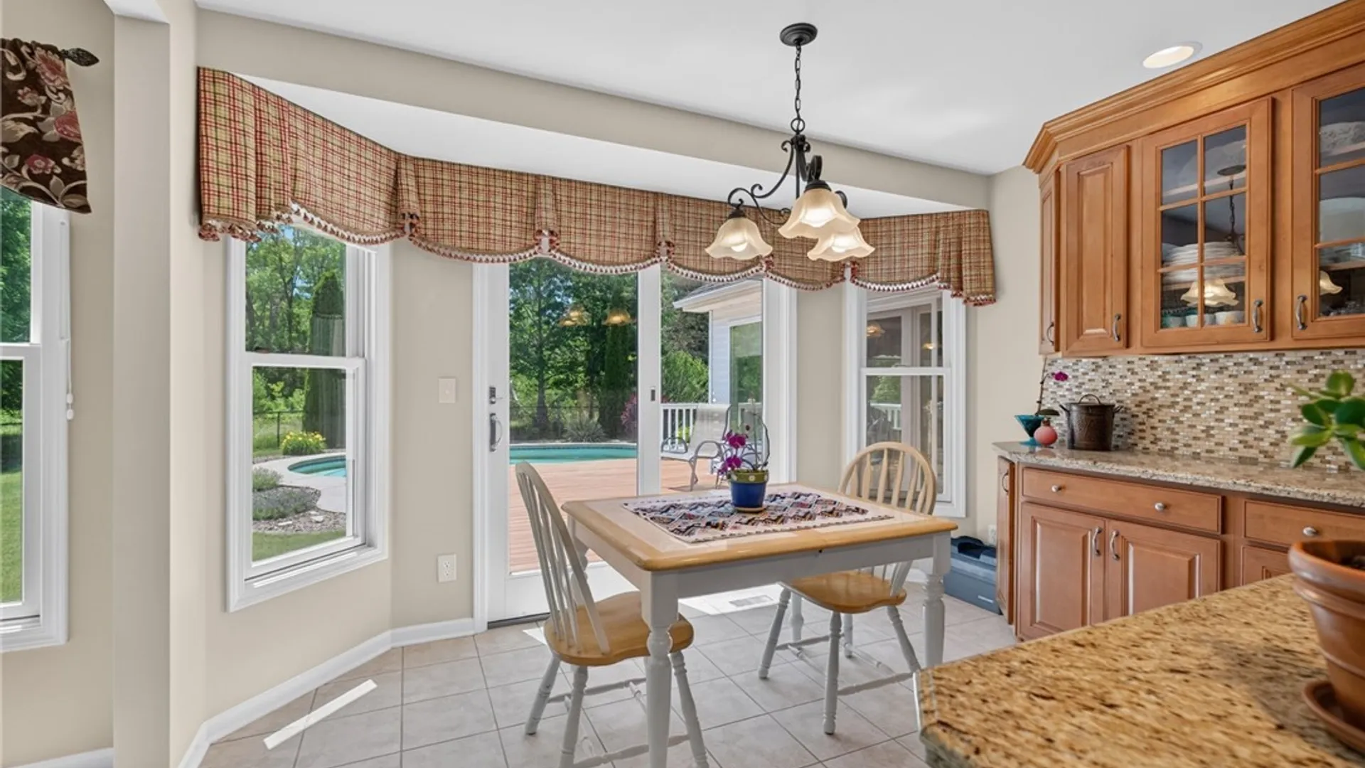 Property at 3548 Northcreek Run, Wheatfield, NY 14120 12