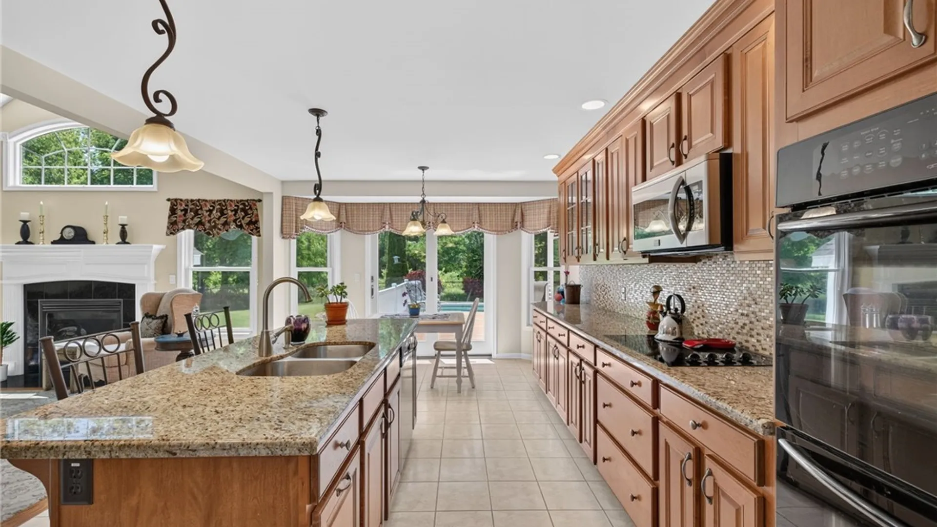 Property at 3548 Northcreek Run, Wheatfield, NY 14120 17
