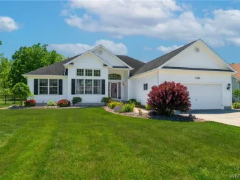 Property at 3548 Northcreek Run, Wheatfield, NY 14120