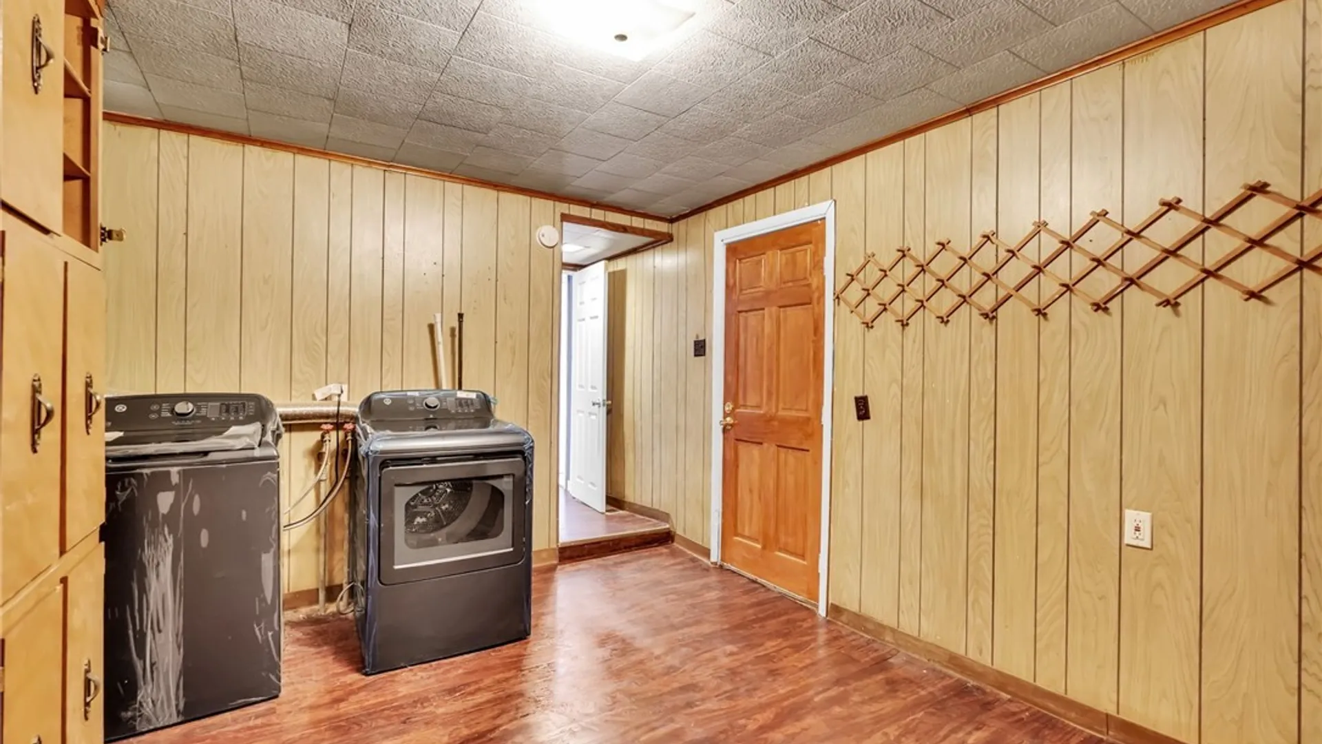 Property at 152 Lewis Street, Buffalo, NY 14206 14