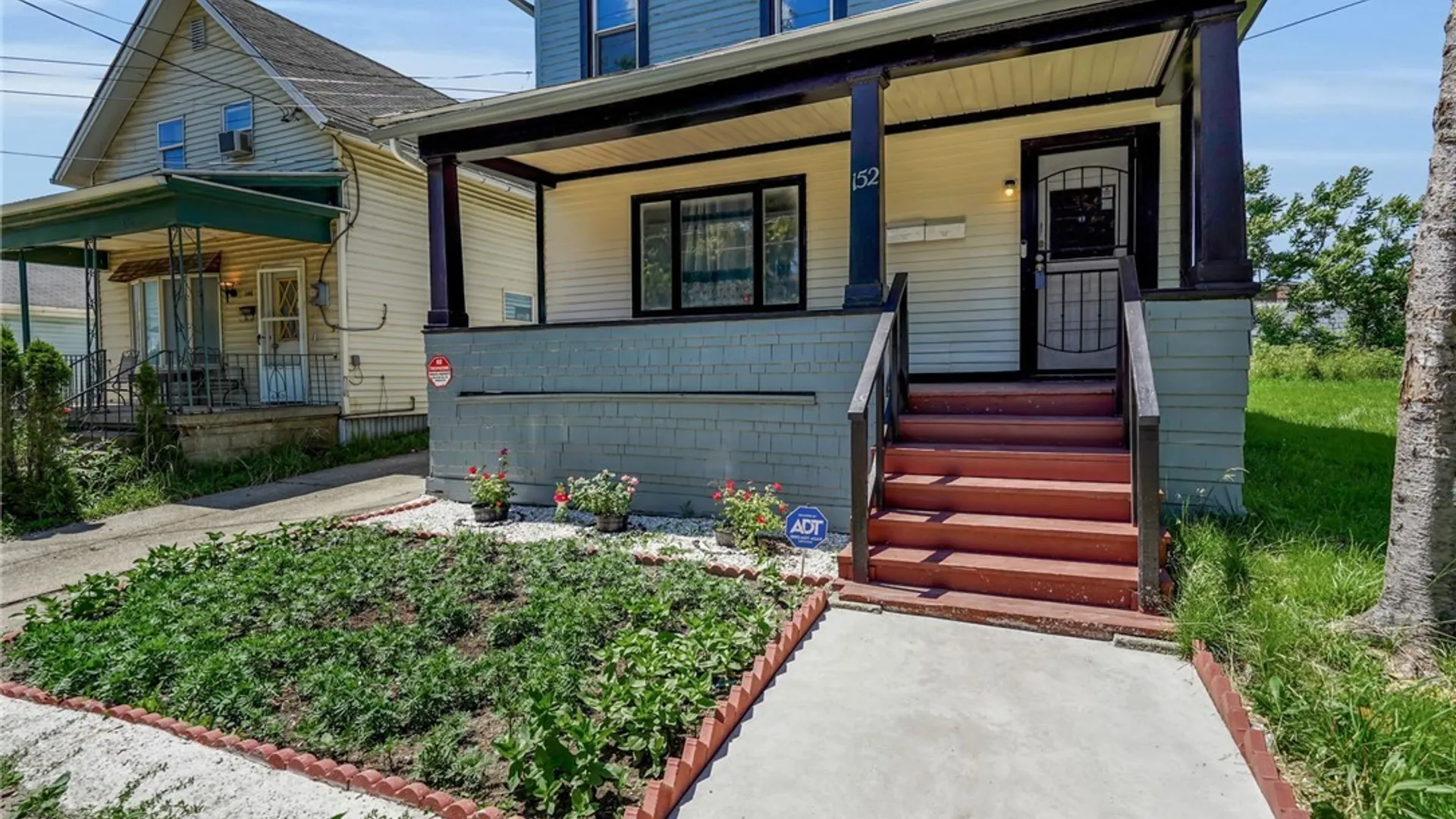 Property at 152 Lewis Street, Buffalo, NY 14206 3