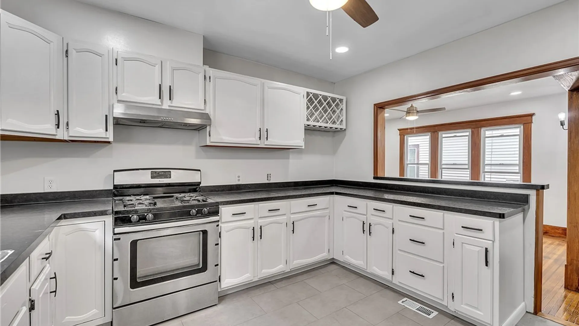 Property at 91 Saint Johns Parkside Street, Buffalo, NY 14210 14