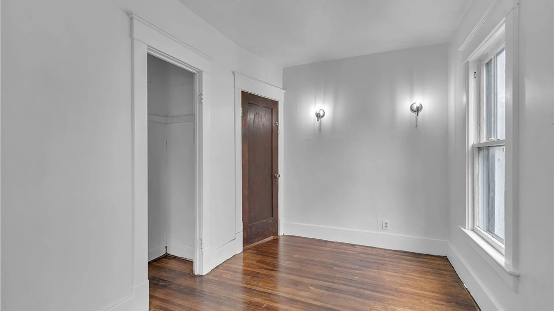Property at 91 Saint Johns Parkside Street, Buffalo, NY 14210 20