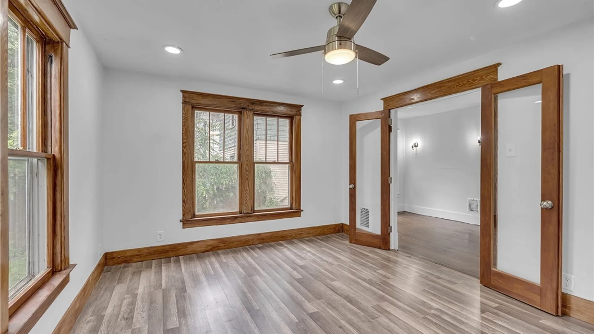 Property at 91 Saint Johns Parkside Street, Buffalo, NY 14210 27
