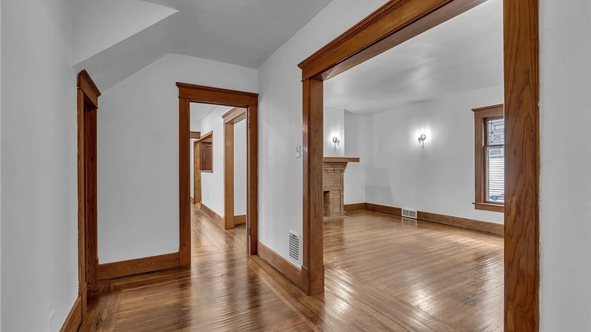 Property at 91 Saint Johns Parkside Street, Buffalo, NY 14210 30