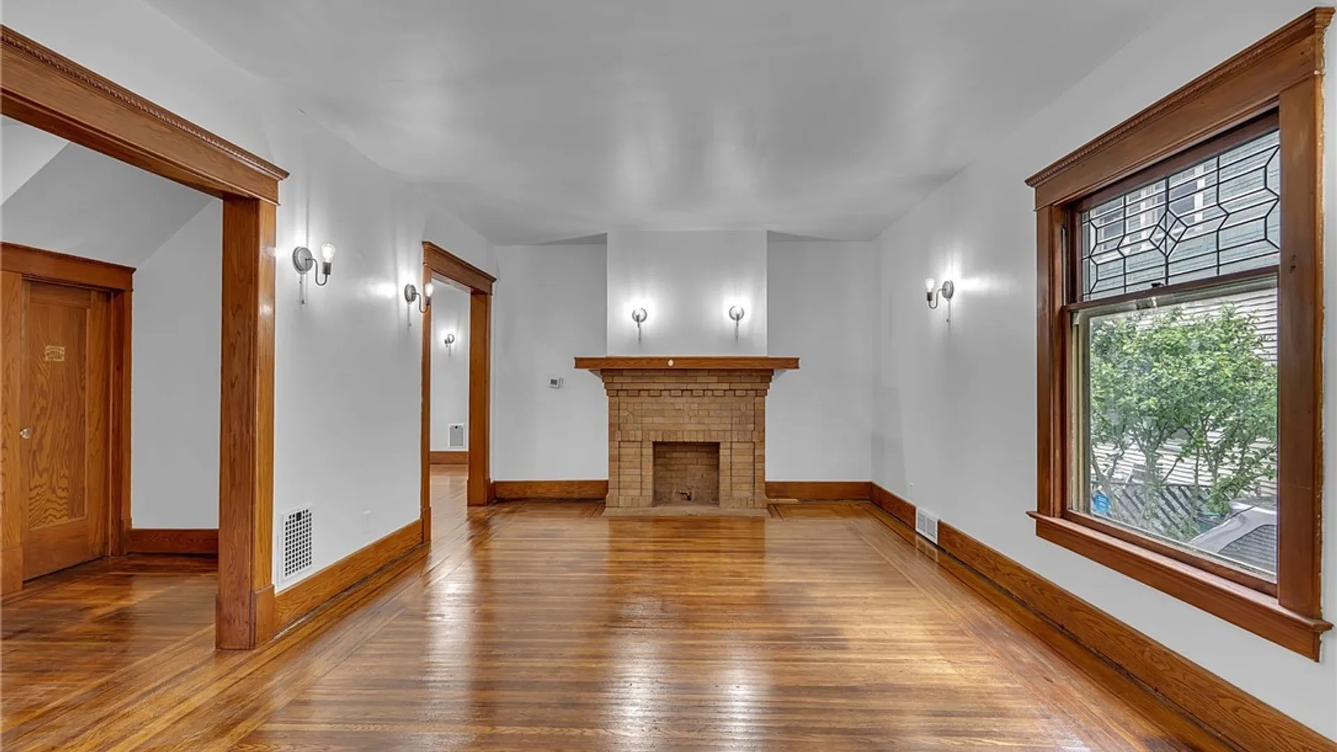Property at 91 Saint Johns Parkside Street, Buffalo, NY 14210 8