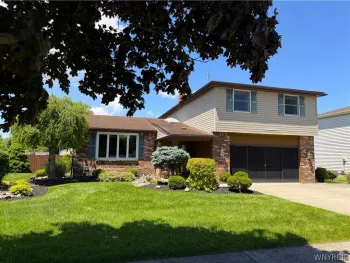 Property at 2 Autumn Lane, Cheektowaga, NY 14043