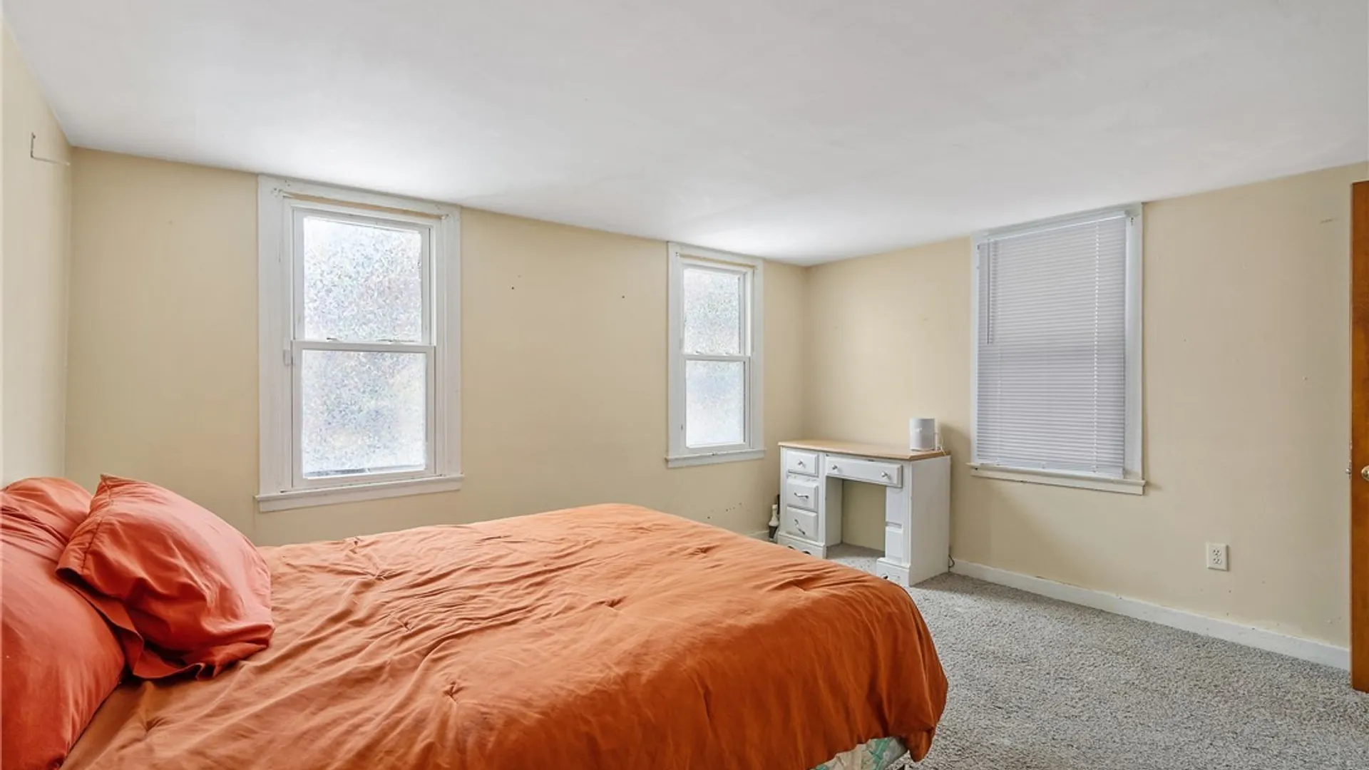 Property at 14 Murray Street, Oswego, NY 13126 14