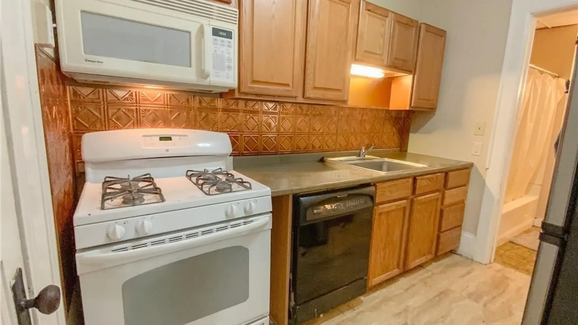 Property at 911 Ackerman Avenue, Syracuse, NY 13210 4