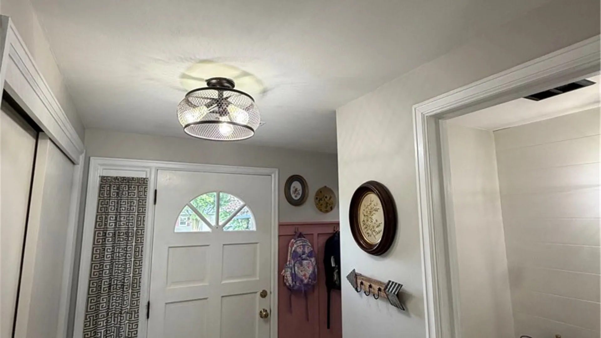 Property at 118 Ivy Lane, Camillus, NY 13219 11